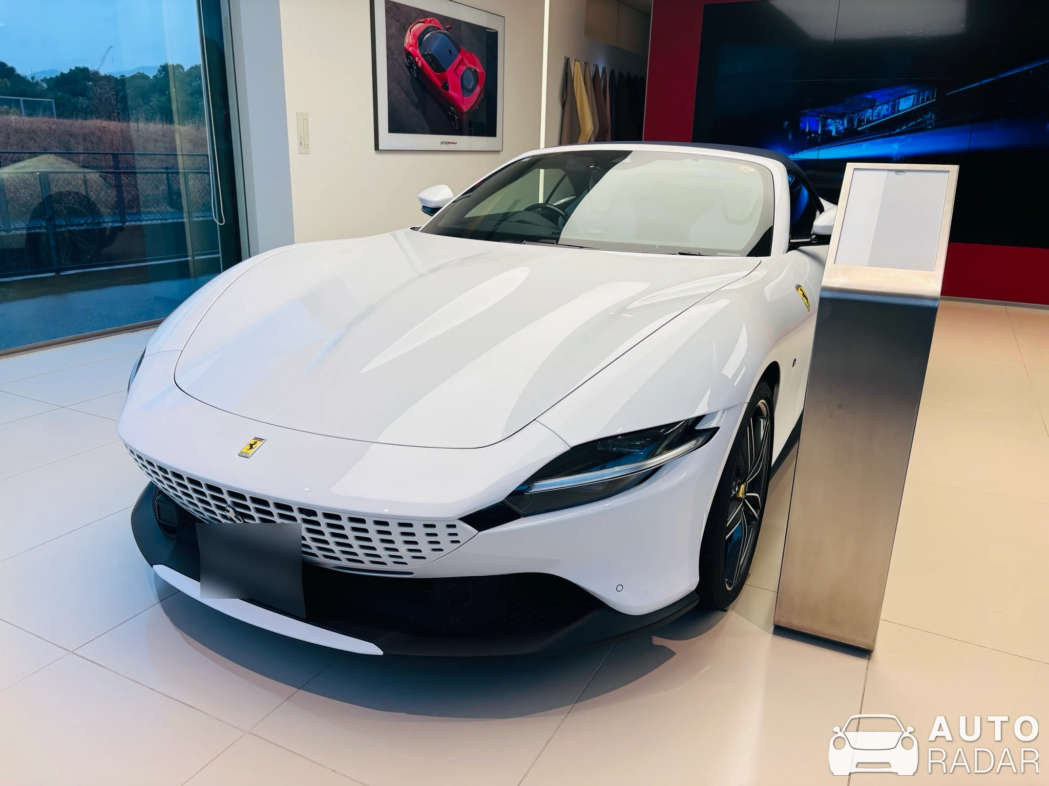 Ferrari Roma Spider spotted in Fukuoka