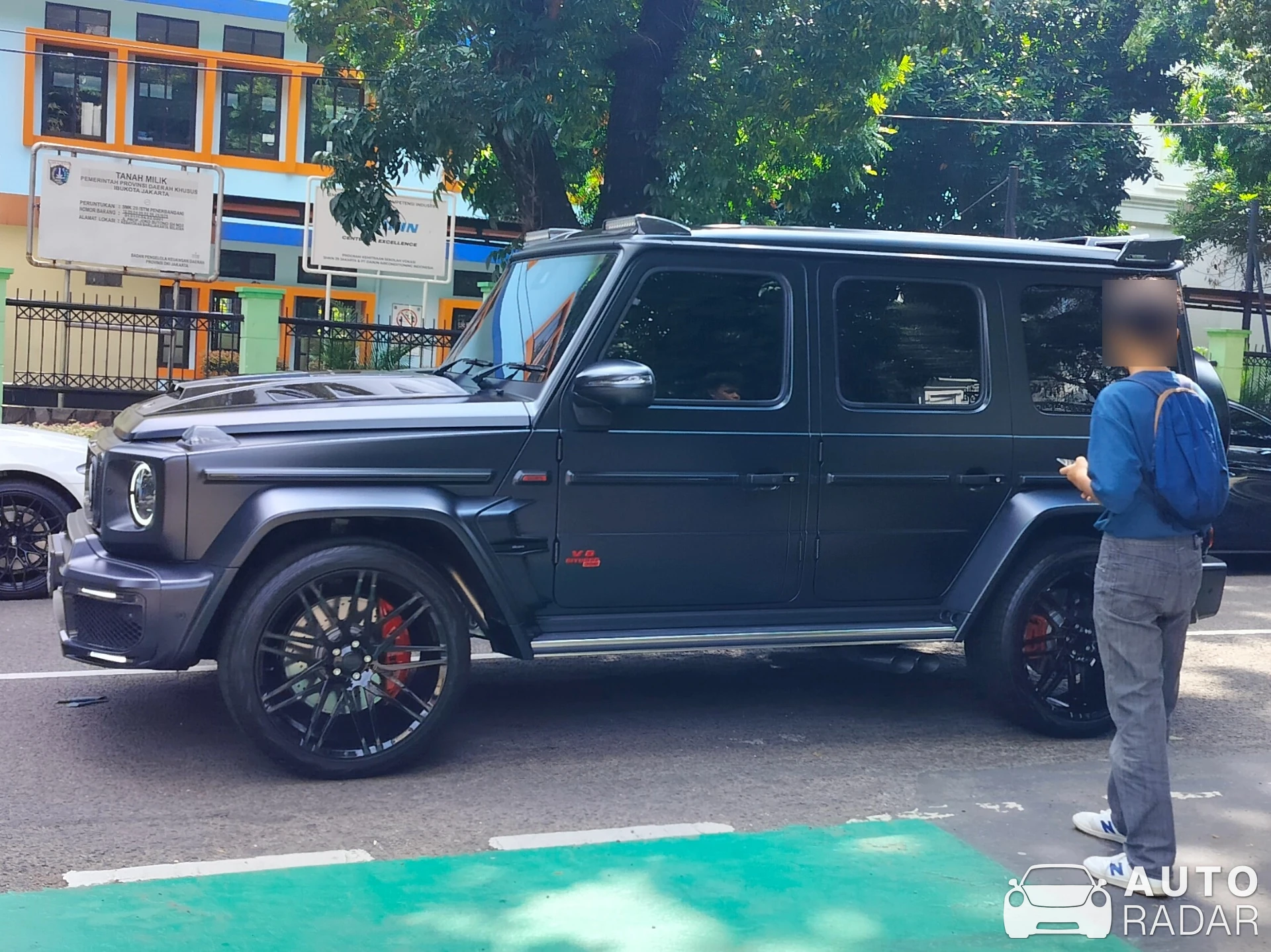 Mercedes-AMG Brabus G B40-700 W463 spotted in Kota Jakarta Selatan, Indonesia