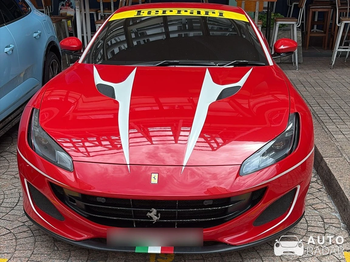 Ferrari Portofino spotted in Singapore, Singapore