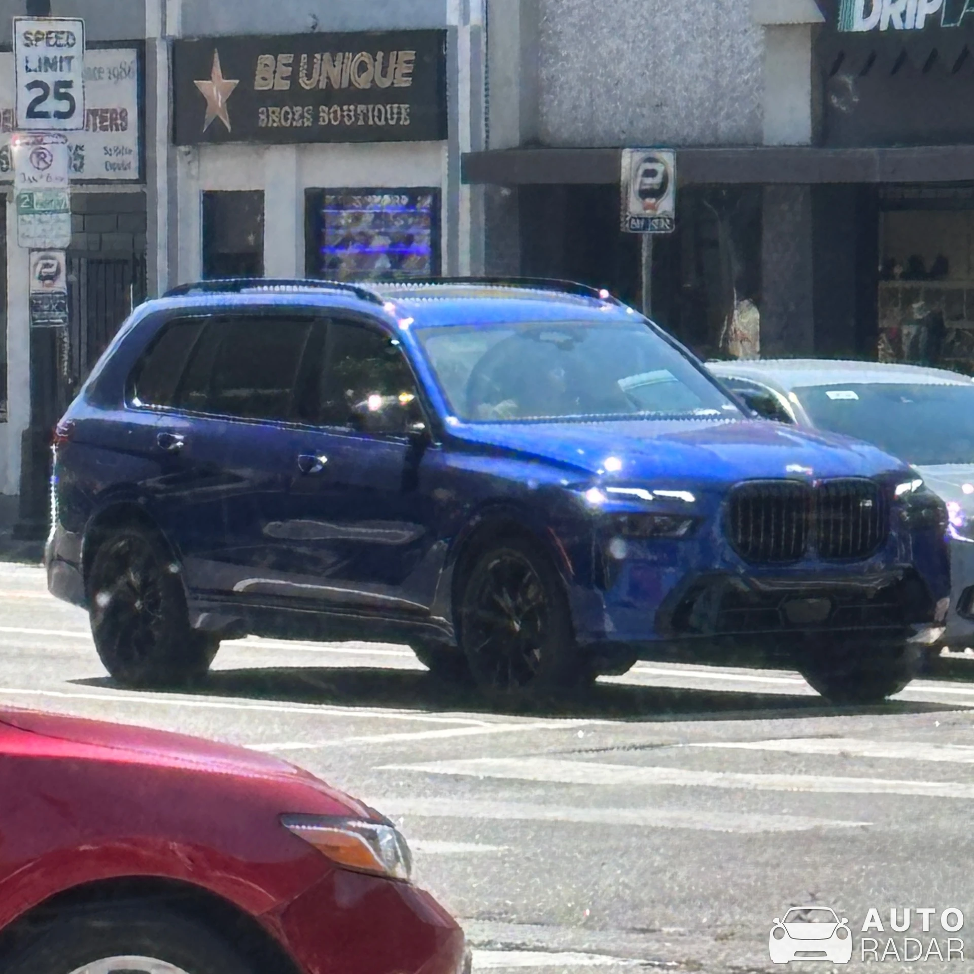 BMW X7 M60i xDrive G07 spotted in Los Angeles, USA
