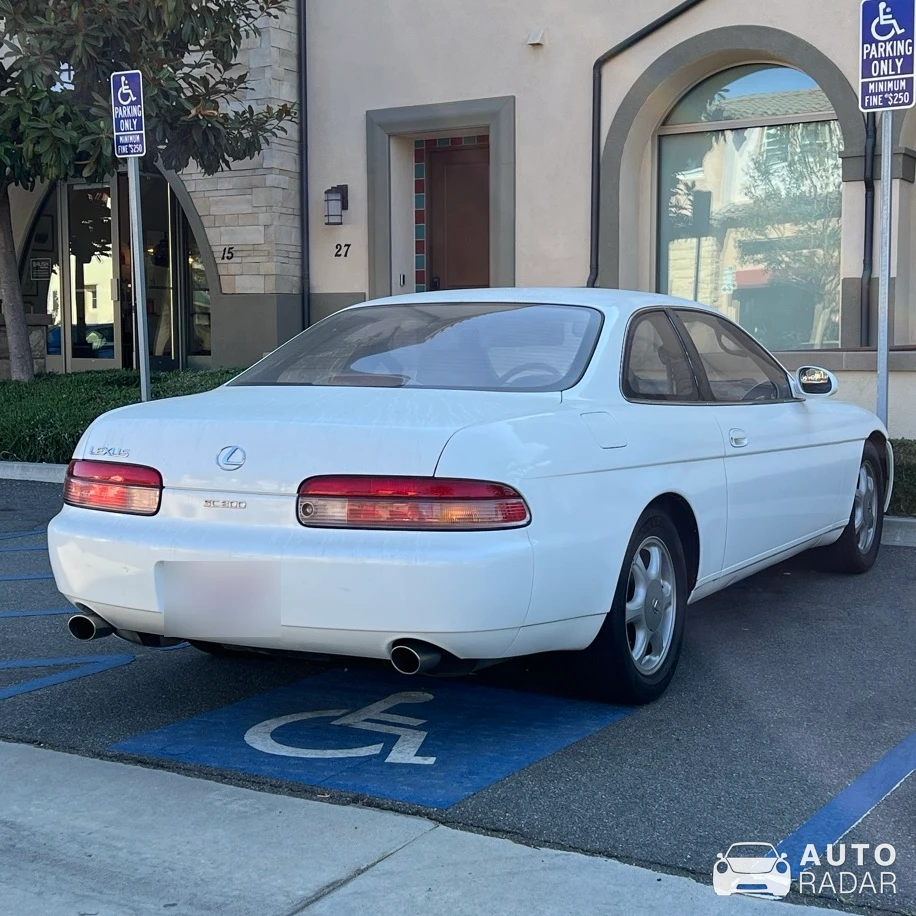 Lexus SC 300 spotted in Camarillo