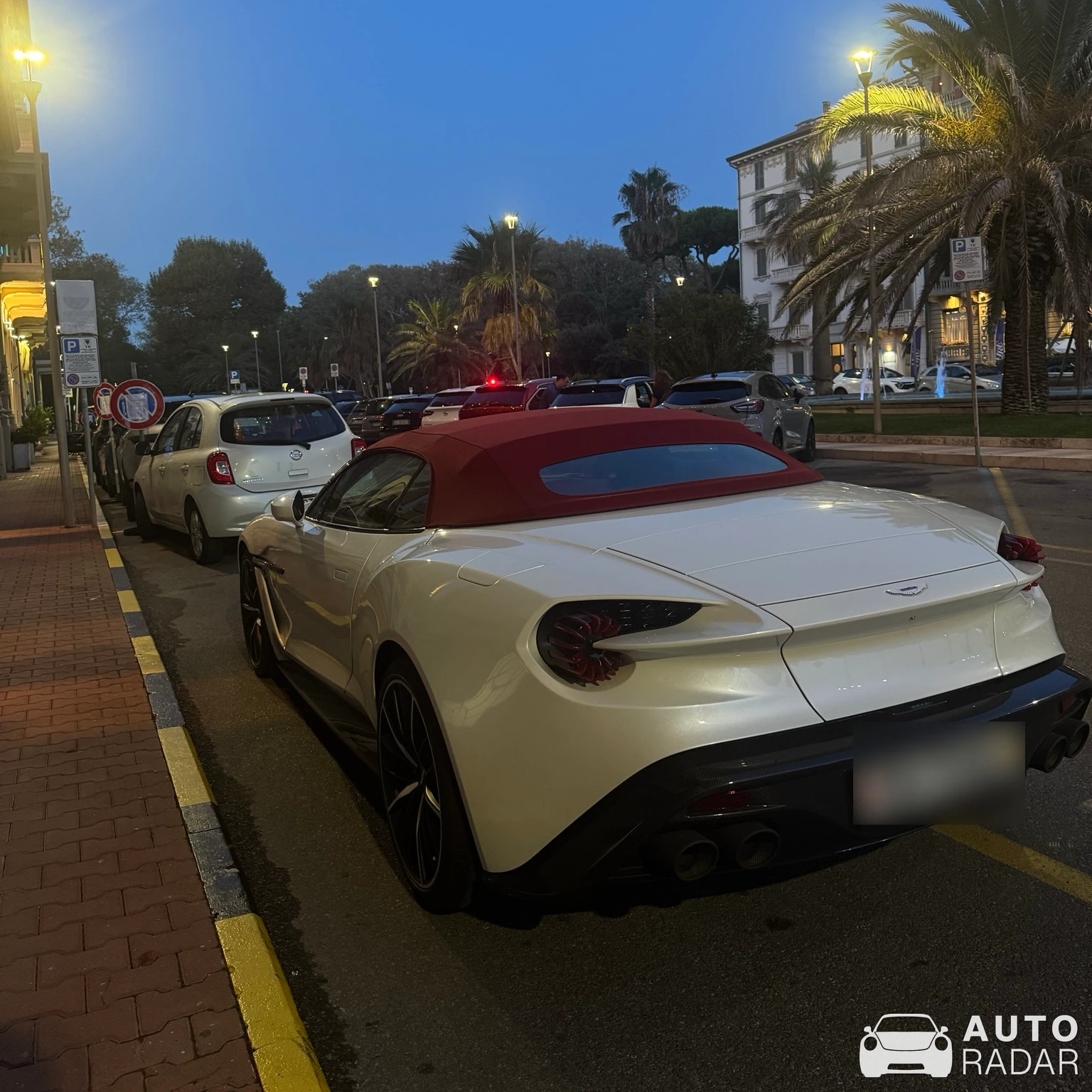 Aston Martin Vanquish S Volante 2017 spotted in Viareggio