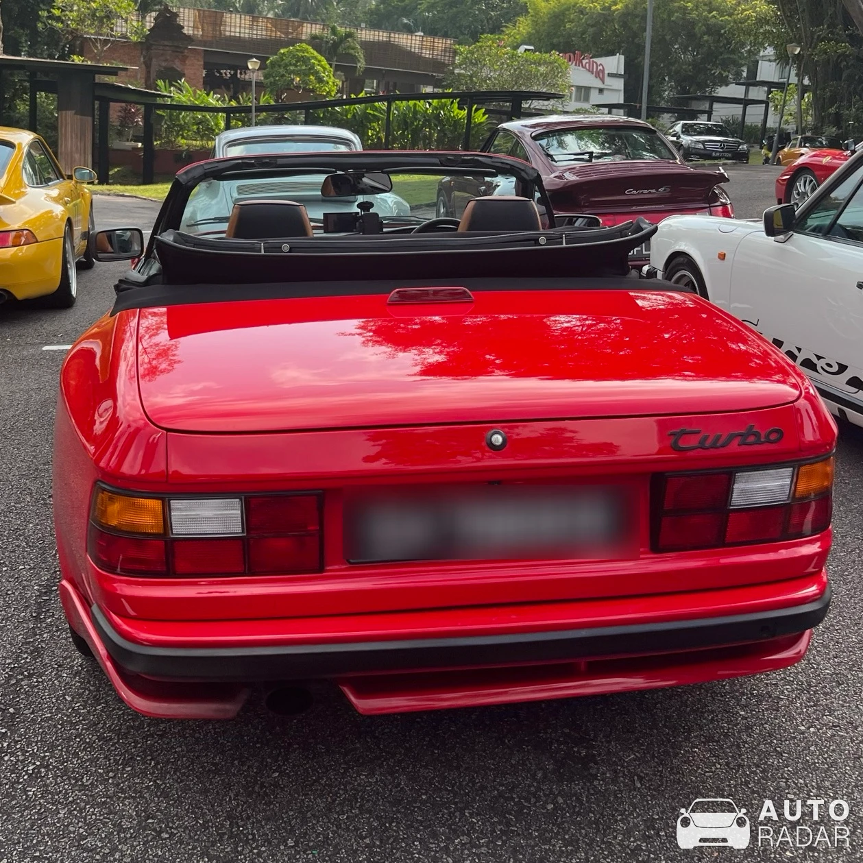 Porsche 944 Turbo Cabriolet spotted in Singapore