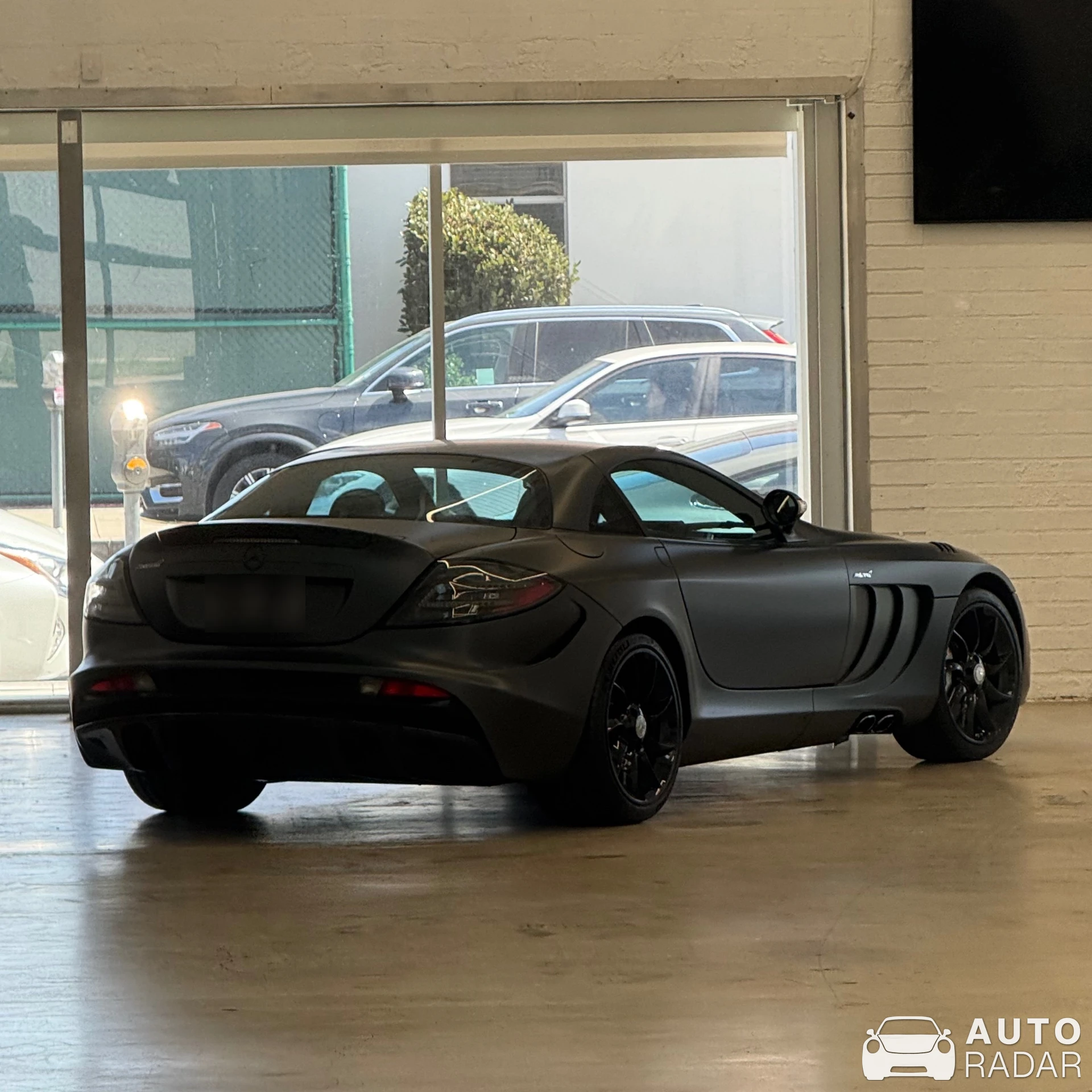 Mercedes-Benz SLR McLaren MSO Heritage Edition spotted in Beverly Hills