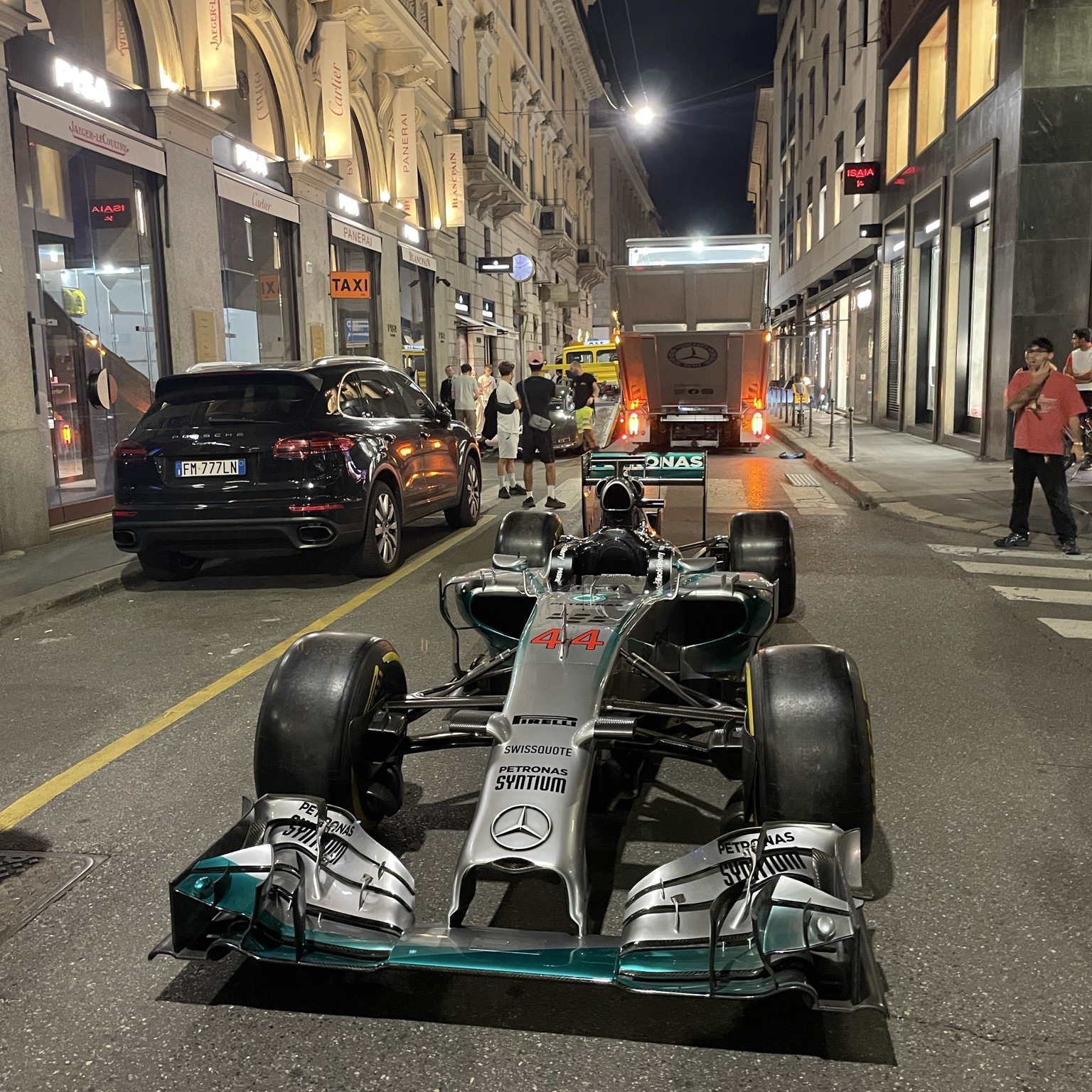 Mercedes F1 W05 Hybrid