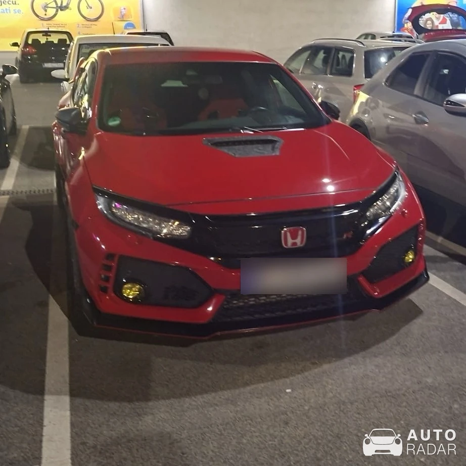 Honda Civic Type-R 2020 spotted in Zagreb