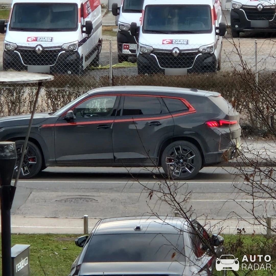 BMW XM G09 Label Red spotted in Ljubljana, Slovenia