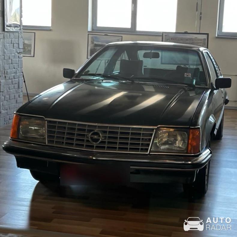 Opel Monza spotted in Brezno, Slovensko