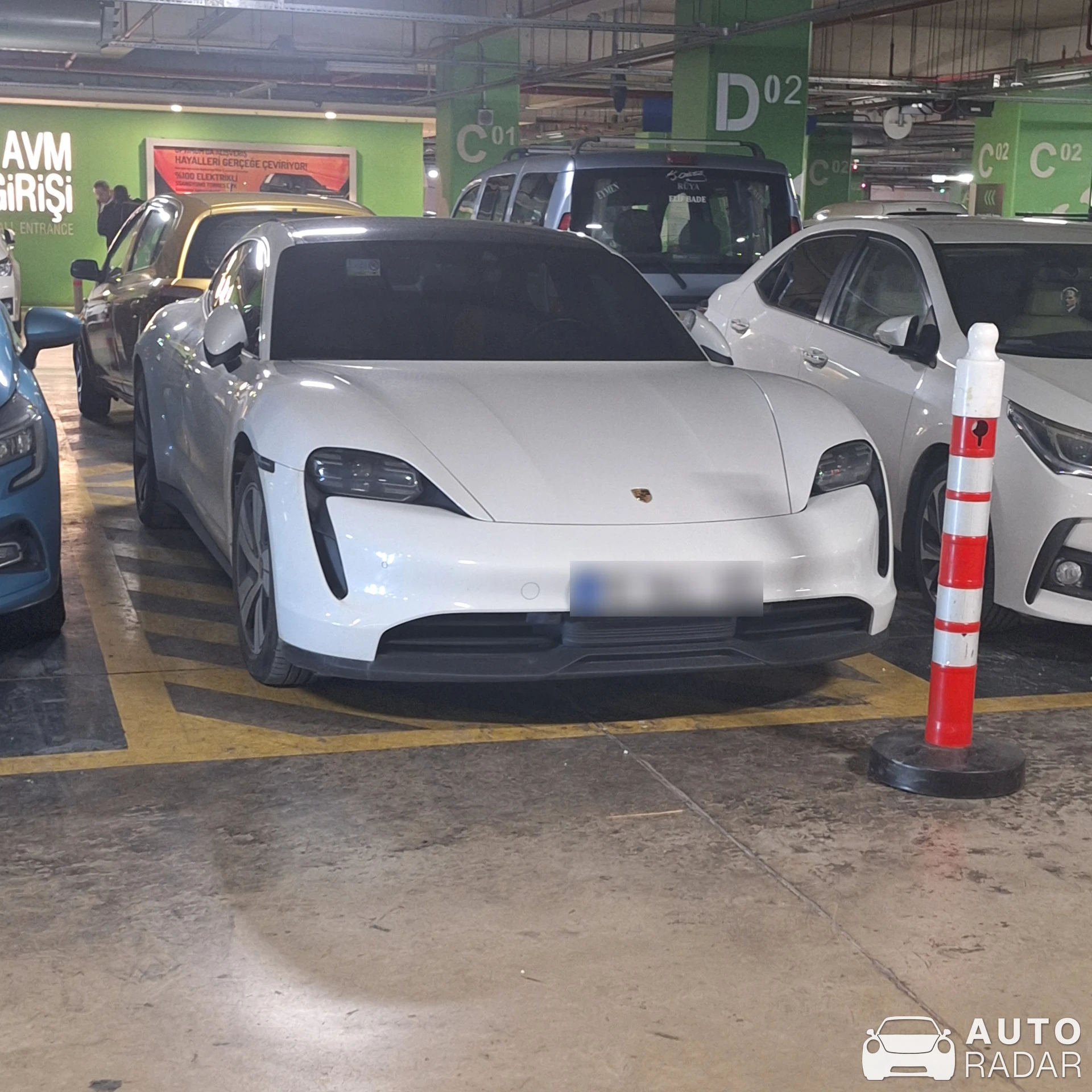 Porsche Taycan 4S spotted in Gaziemir, Türkiye