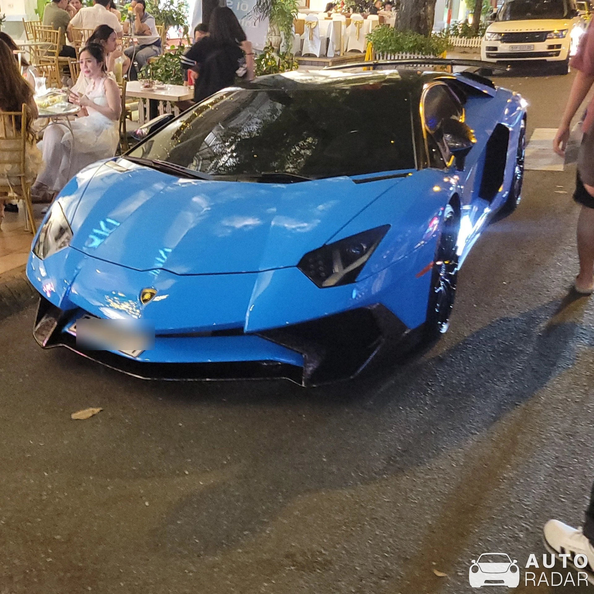 Lamborghini Aventador LP750-4 SuperVeloce spotted in Quận 1, Vietnam