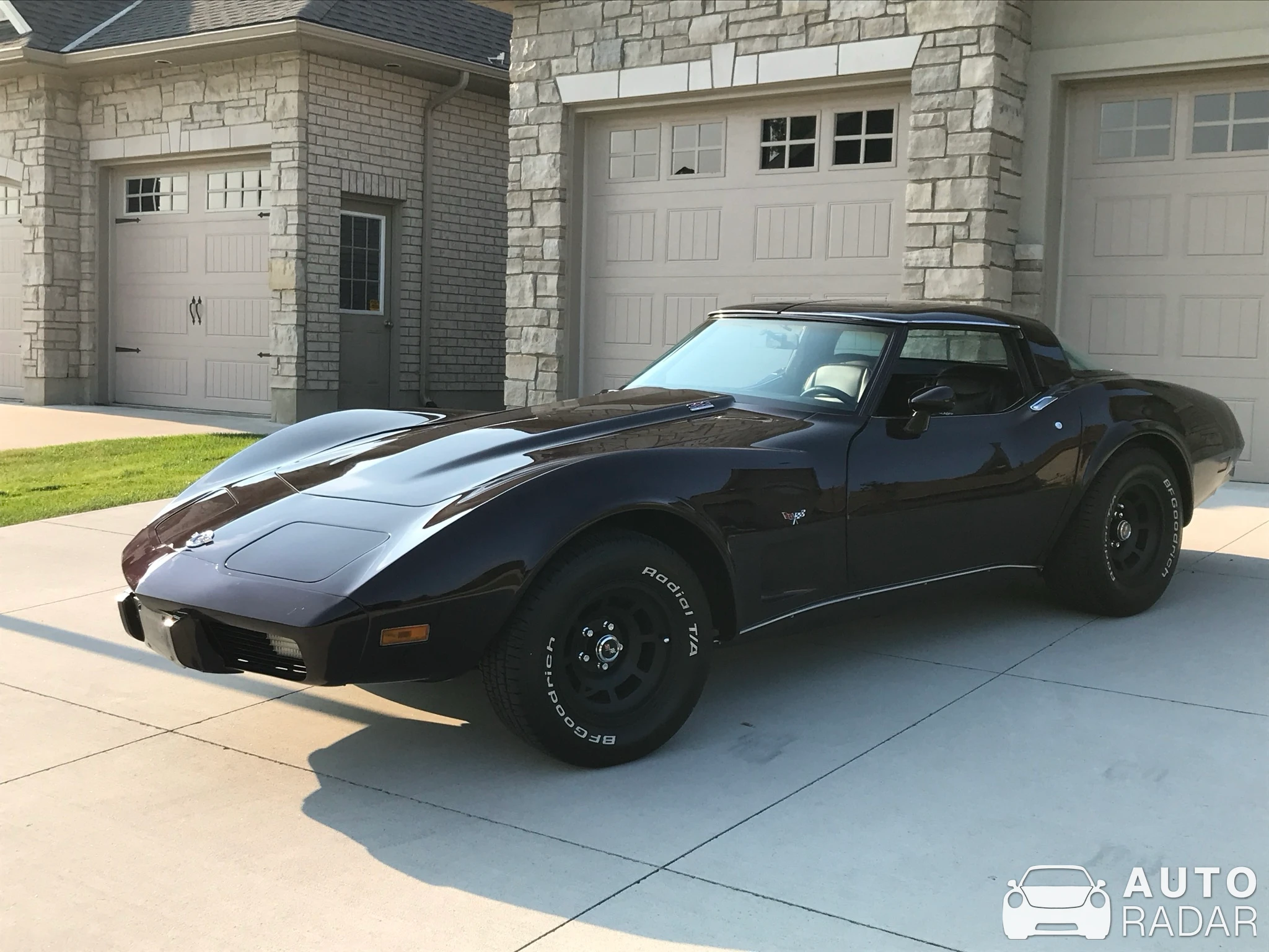 Chevrolet Corvette C3 Stingray spotted in Sarnia