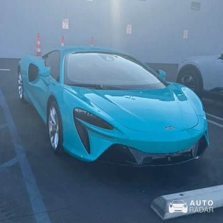 McLaren Artura spotted in Los Angeles, United States