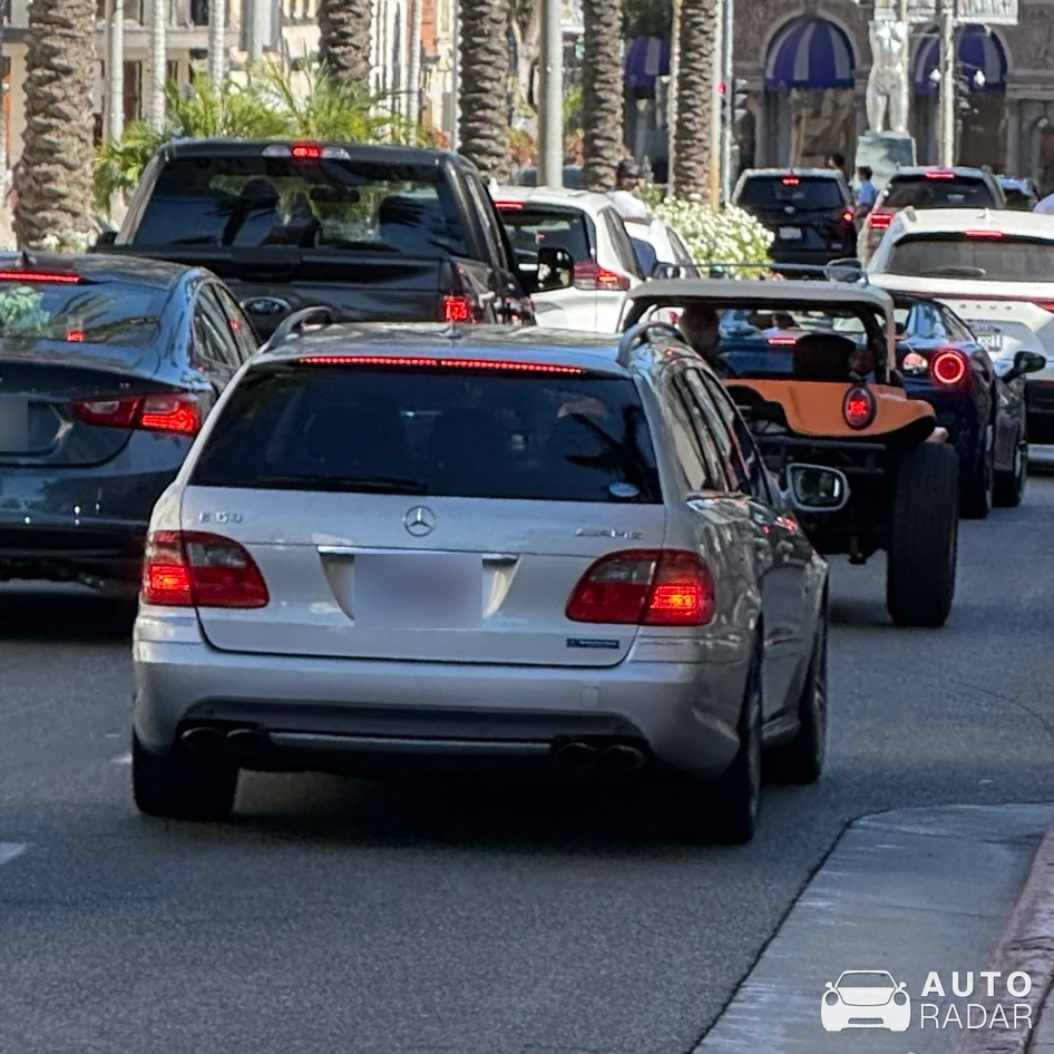 Mercedes-AMG E 63 Estate S211 spotted in Beverly Hills
