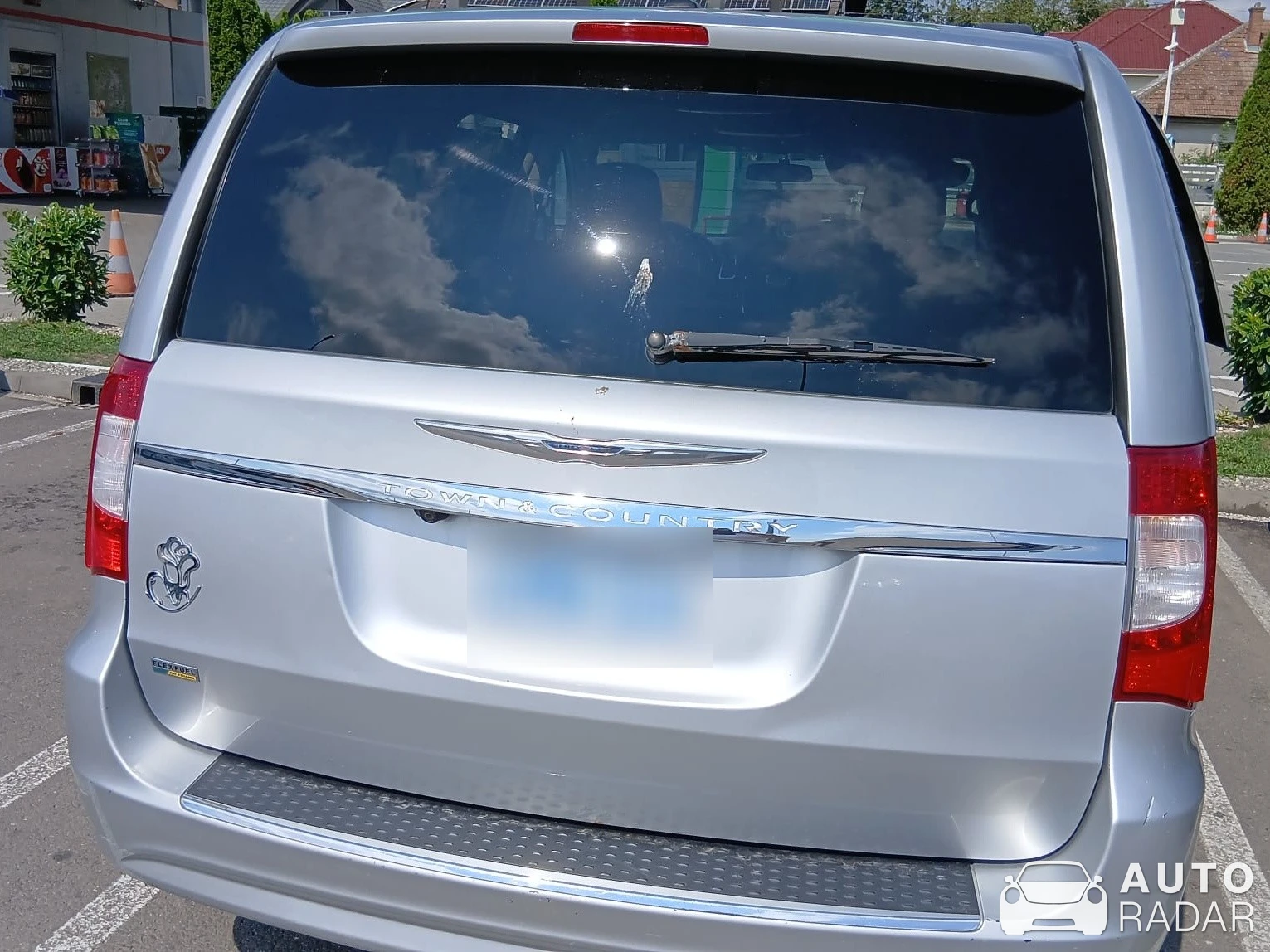 Chrysler Town & Country spotted in Făgăraș