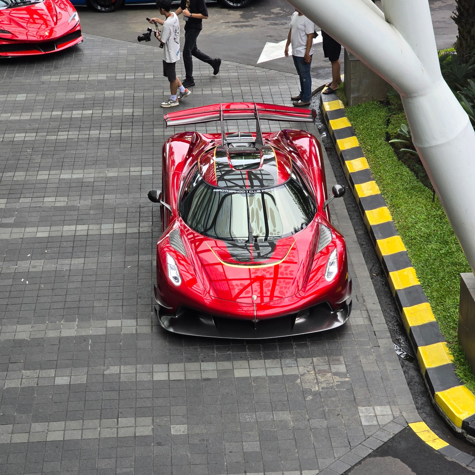 Koenigsegg Jesko Attack