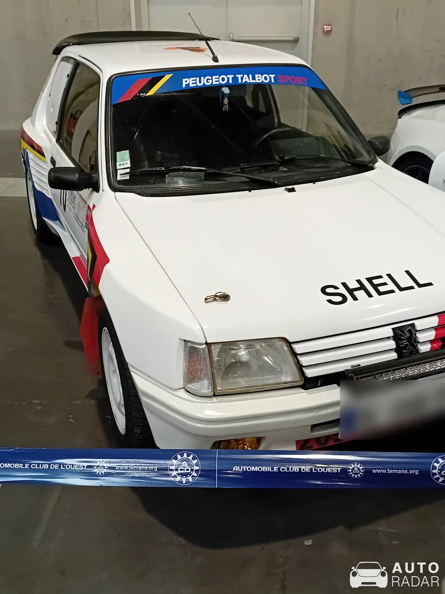 Peugeot 205 T16 Group B spotted in Orléans