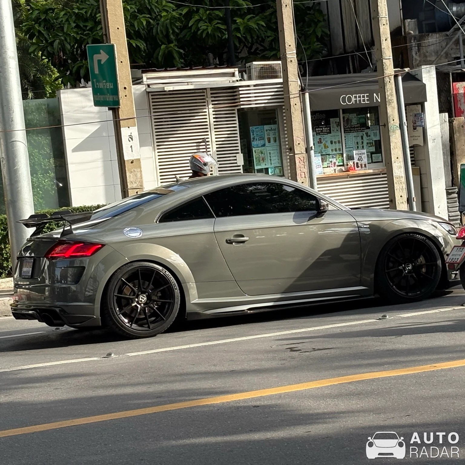 Audi TT-RS 8S spotted in เขตห้วยขวาง