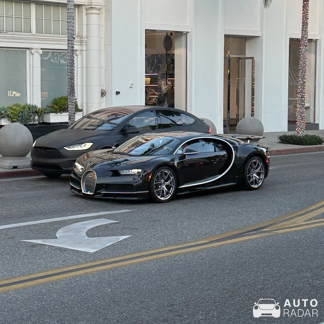 Bugatti Chiron Sport Noire Élégance spotted in Beverly Hills, United States