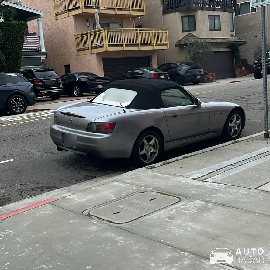 Honda S2000 spotted in Hermosa Beach, United States