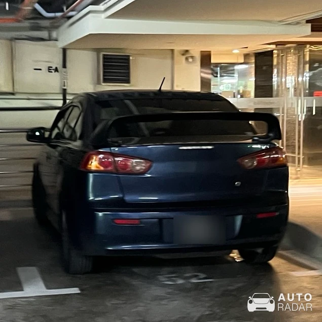 Mitsubishi Lancer GLI CE spotted in Singapore