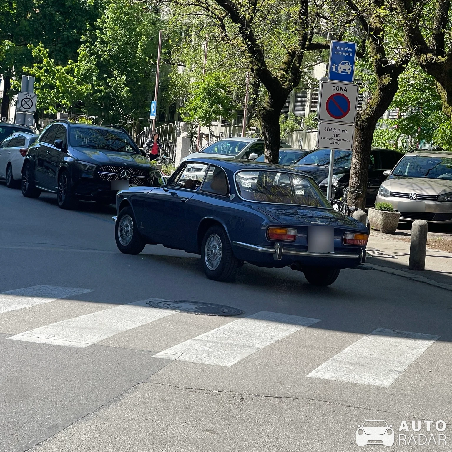 Alfa Romeo 2000 GT Veloce spotted