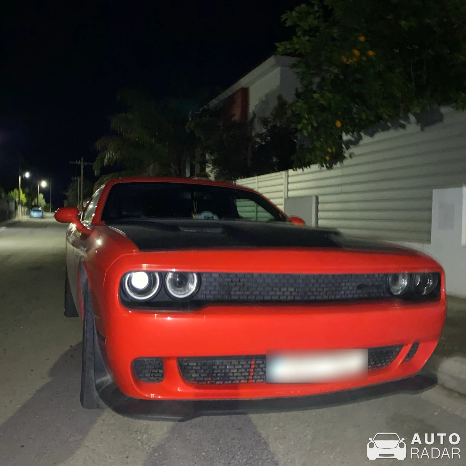 Dodge Challenger SRT Hellcat spotted in Limassol