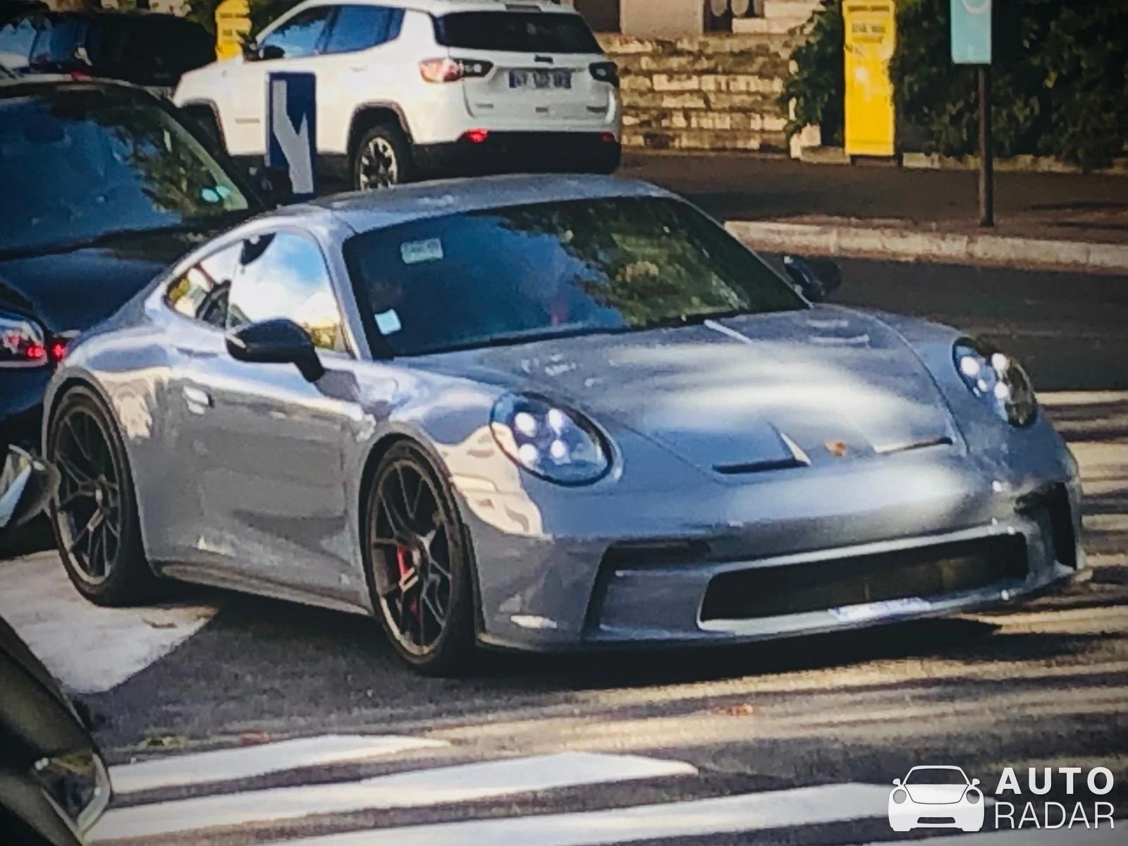 Porsche 992 GT3 Touring MkI spotted in Boulogne-Billancourt, France