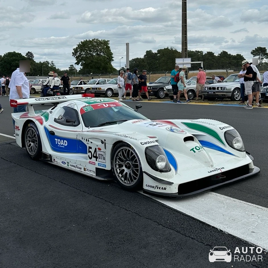 Panoz Esperante GTR-1 spotted in Le Mans