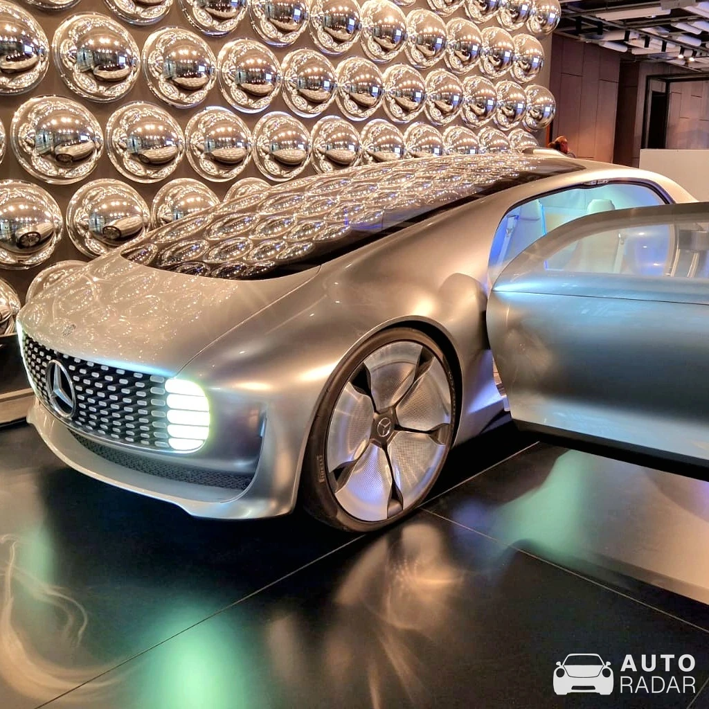 Mercedes-Benz F015 spotted in Warszawa, Poland