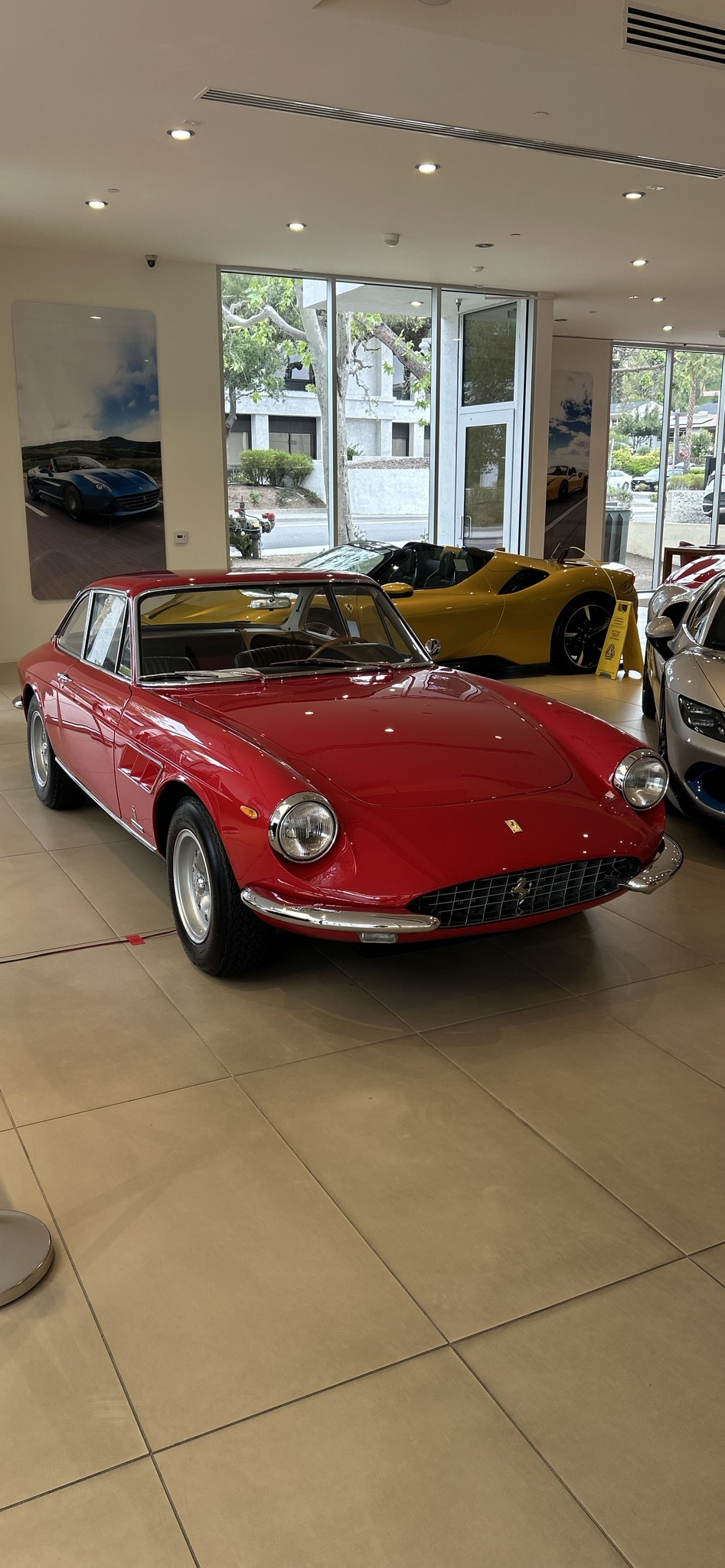 Ferrari 400 Superamerica SWB Cabriolet Pininfarina