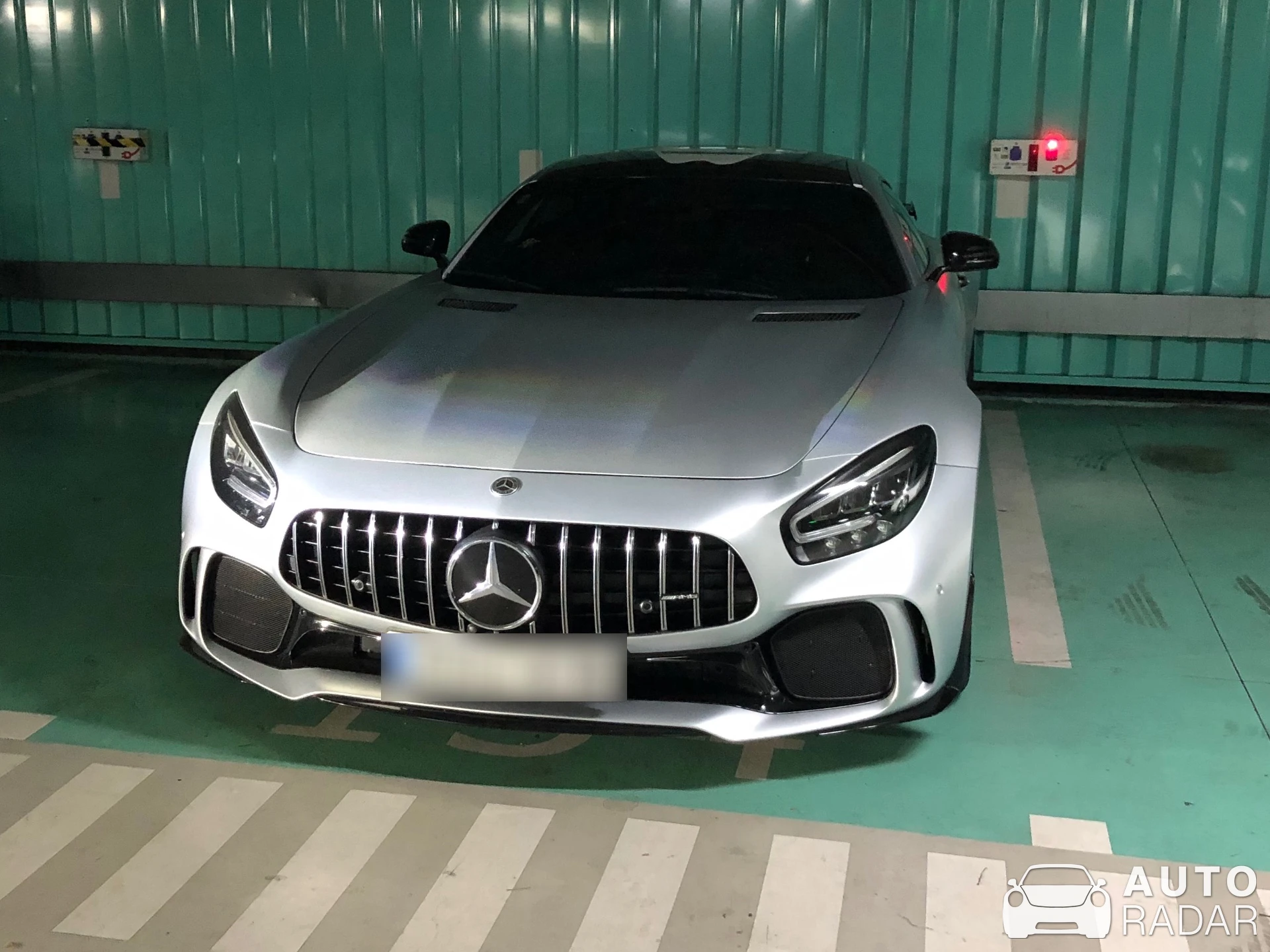 Mercedes-AMG GT C190 spotted in Madrid, España