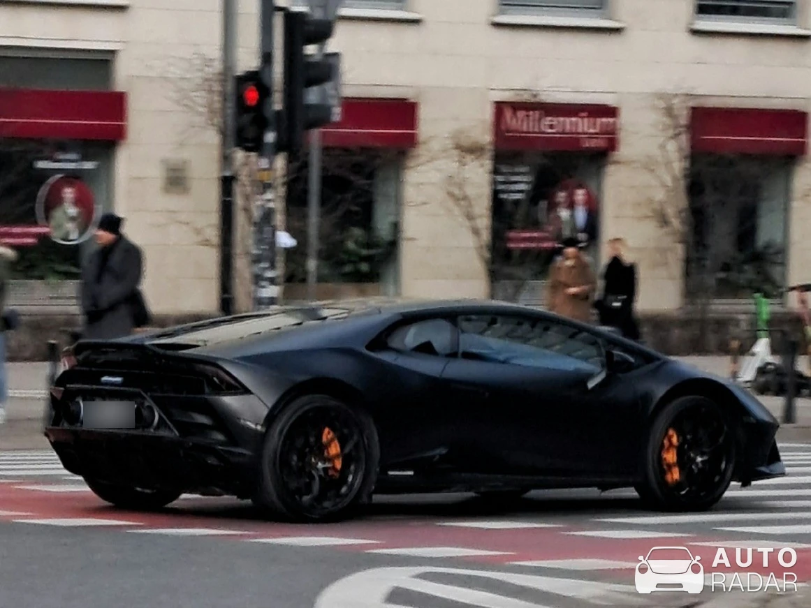 Lamborghini Huracán LP640-4 EVO spotted in Warszawa, Poland