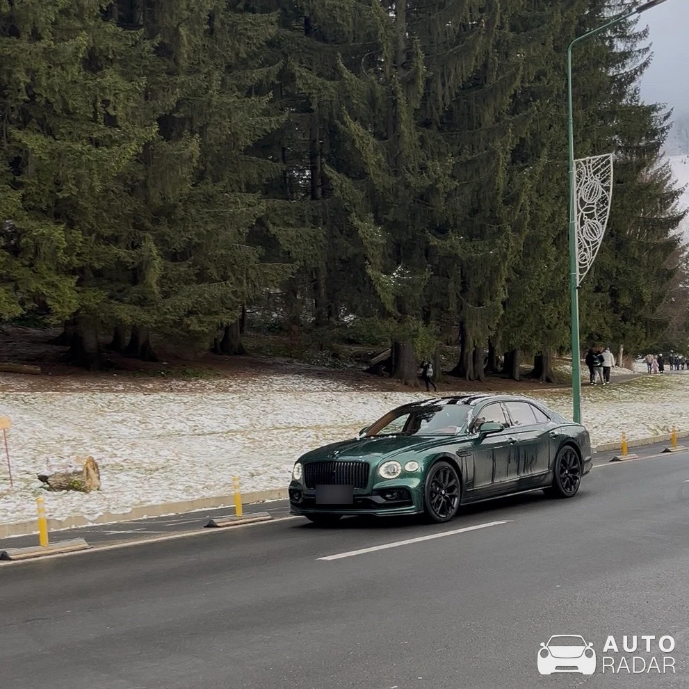 Bentley Continental Flying Spur spotted in Braşov, România