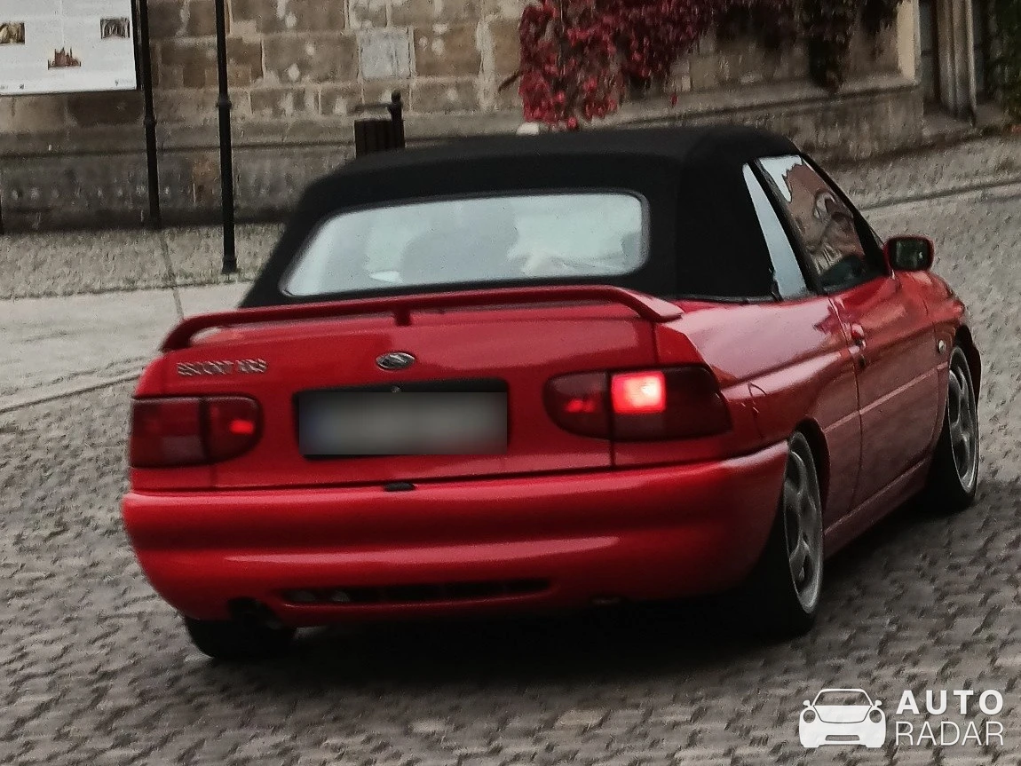 Ford Escort XR3i spotted in Lwówek Śląski