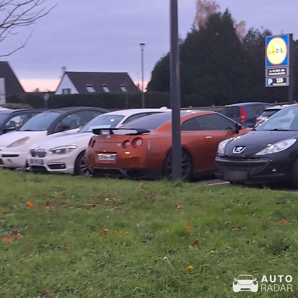 Nissan GT-R R35 spotted in Compiègne, France