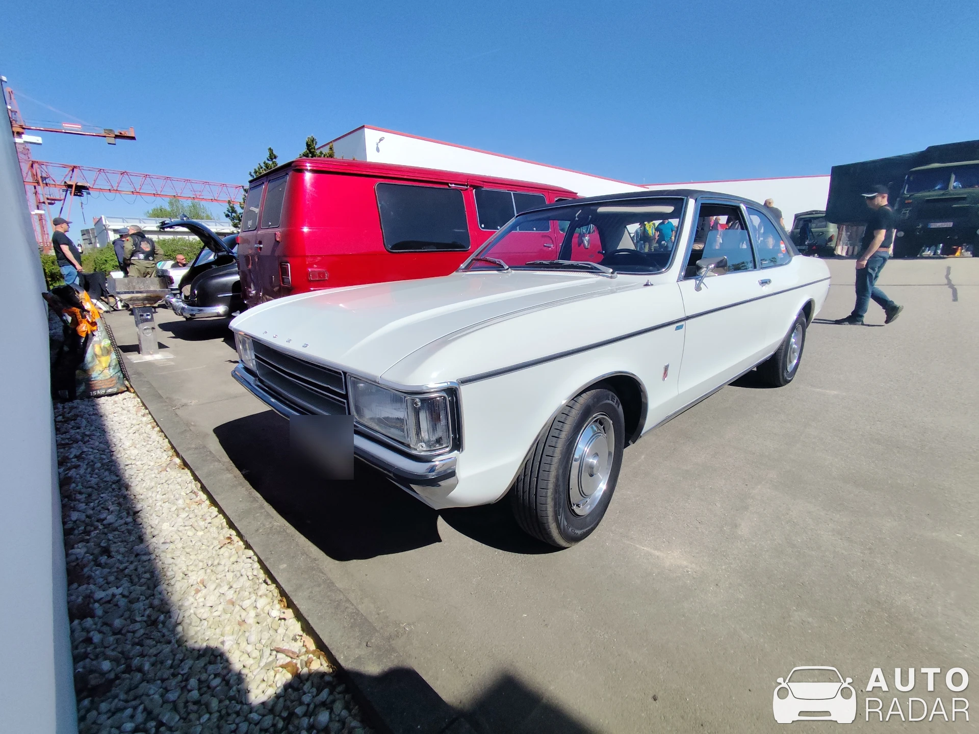Ford Consul spotted in Hartmannsdorf
