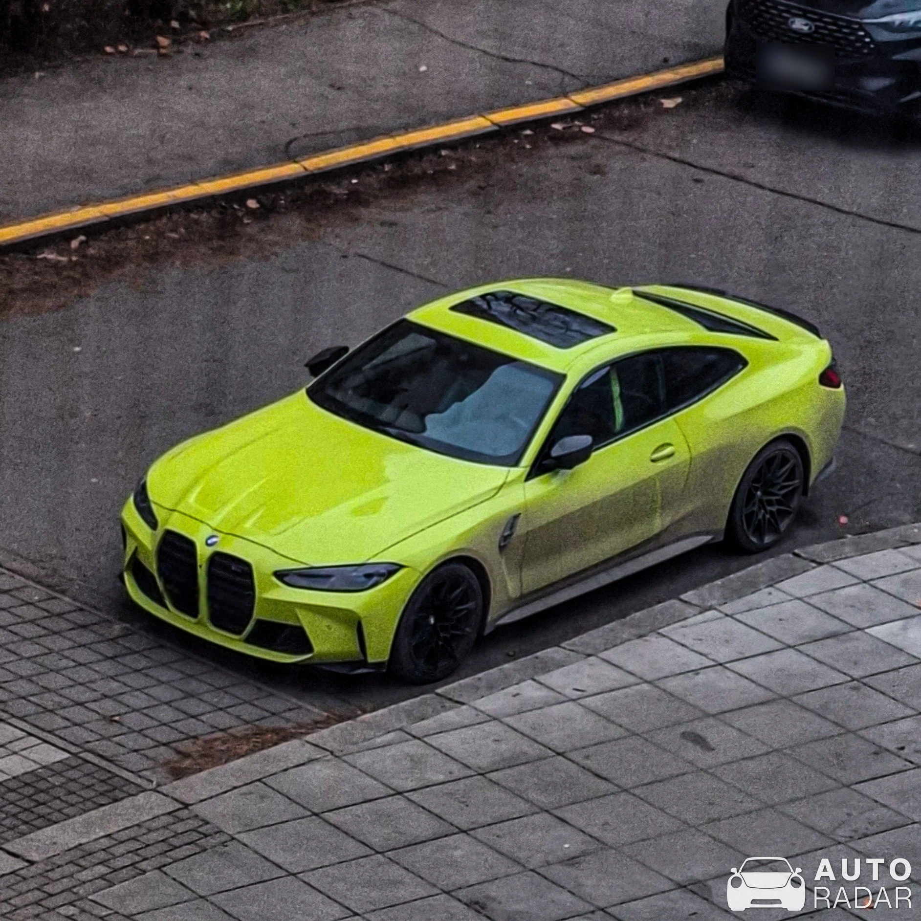 BMW M4 G82 Coupé Competition spotted in Praha 4, Česko