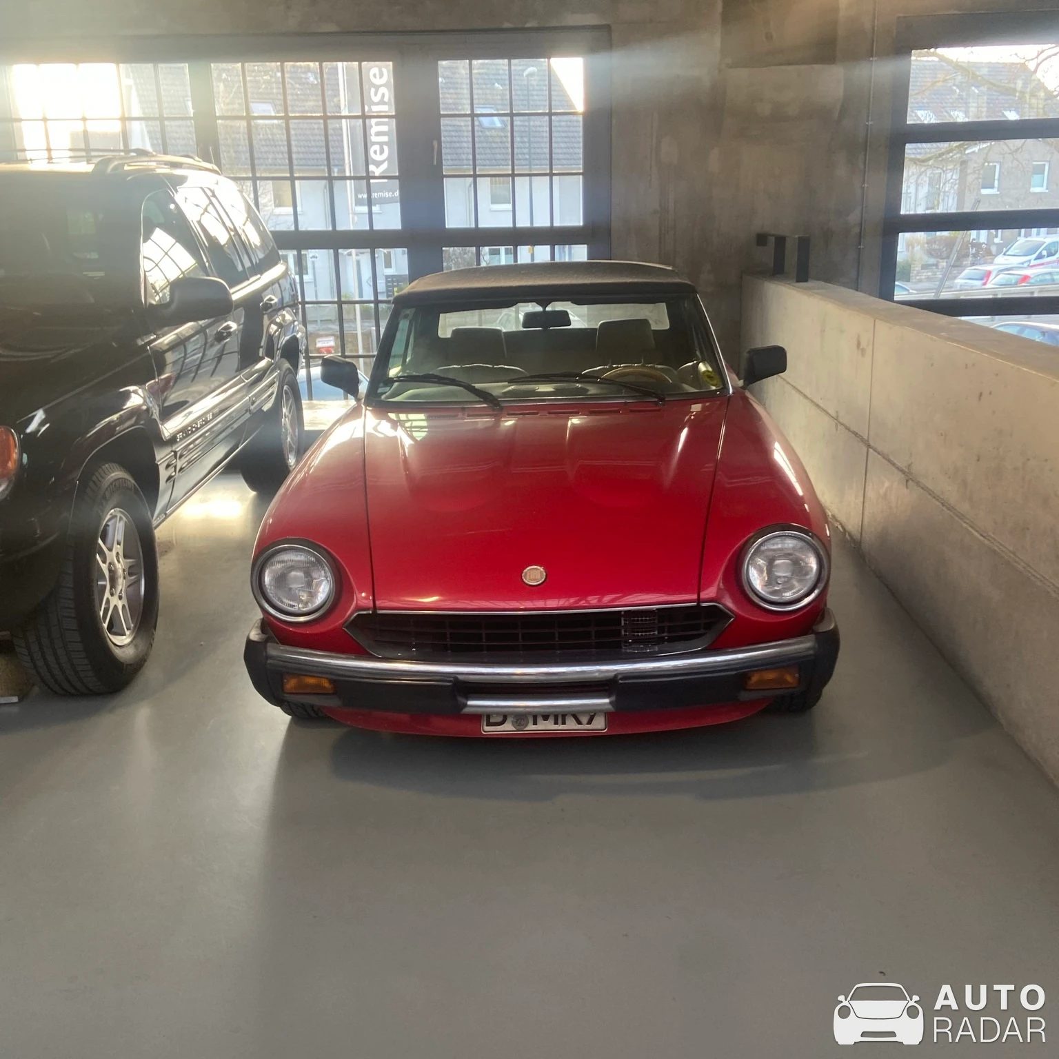 Fiat 124 Spider spotted in Düsseldorf, Deutschland