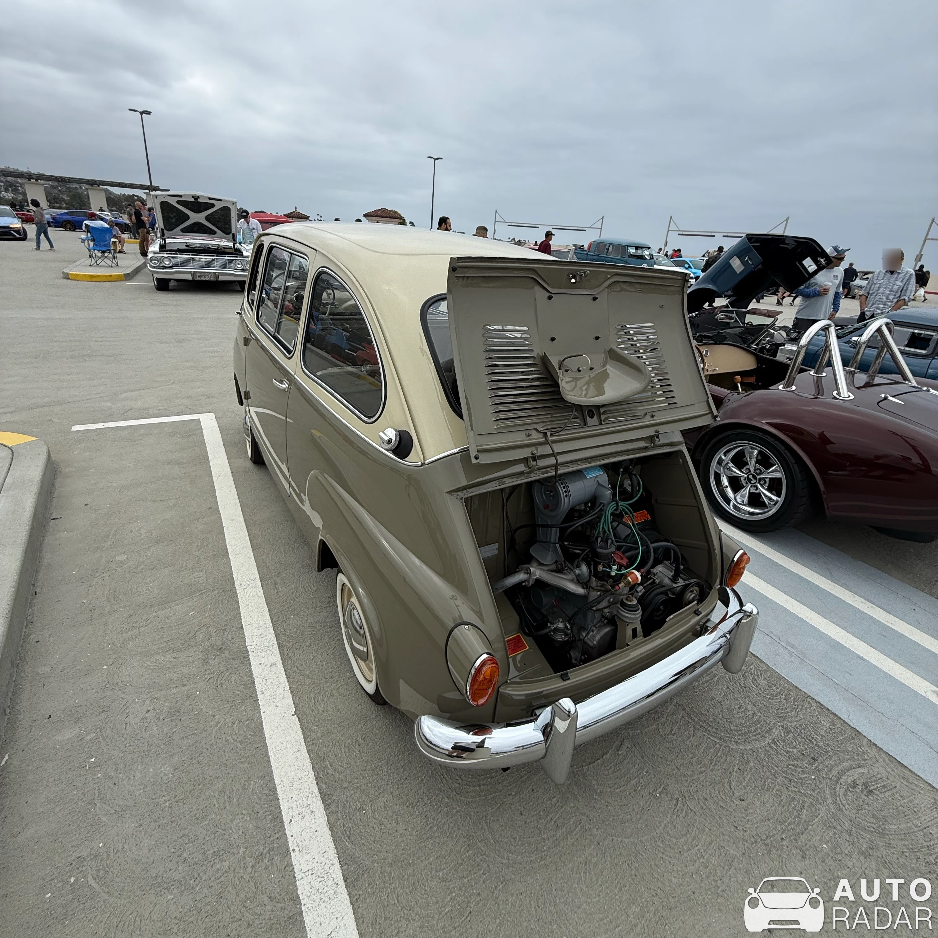 Fiat 600 Multipla spotted in San Clemente