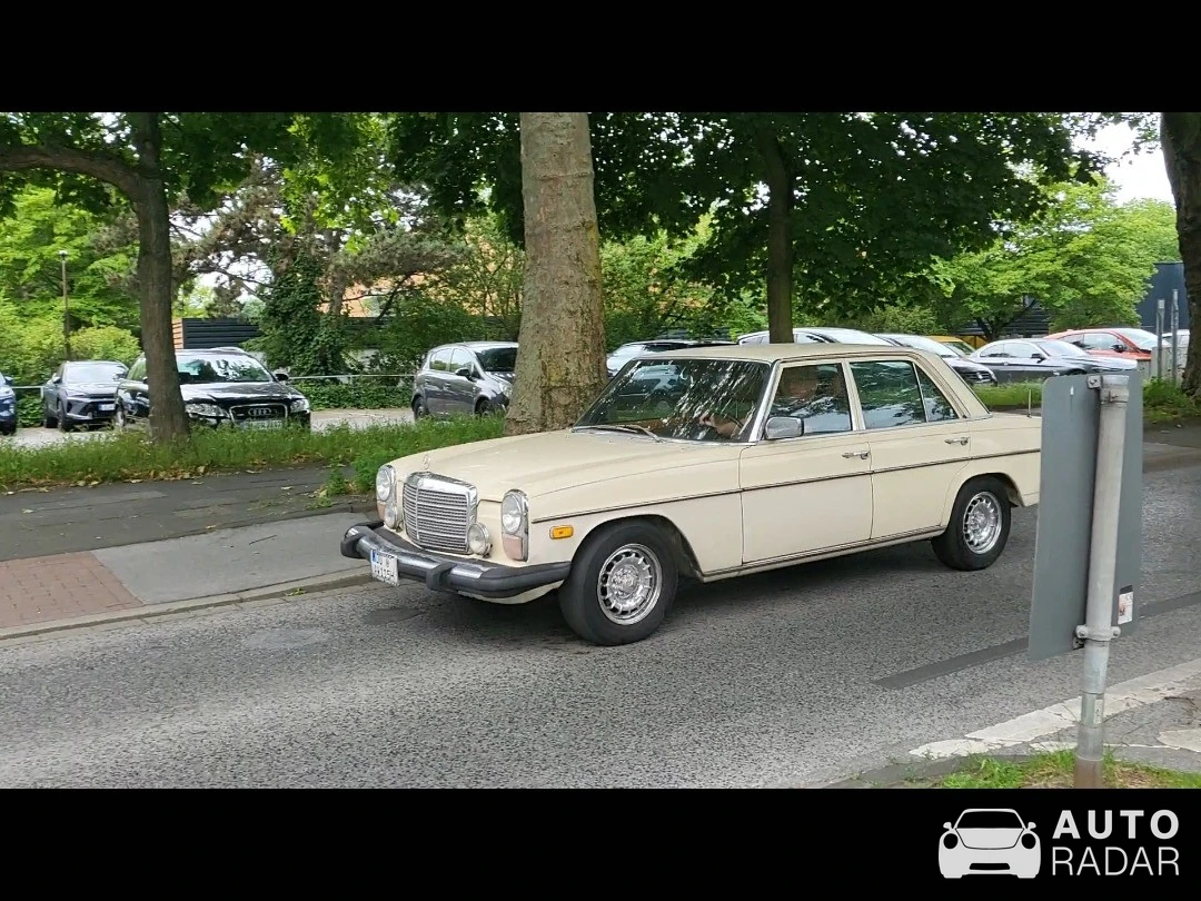 Mercedes 300D spotted in Duisburg