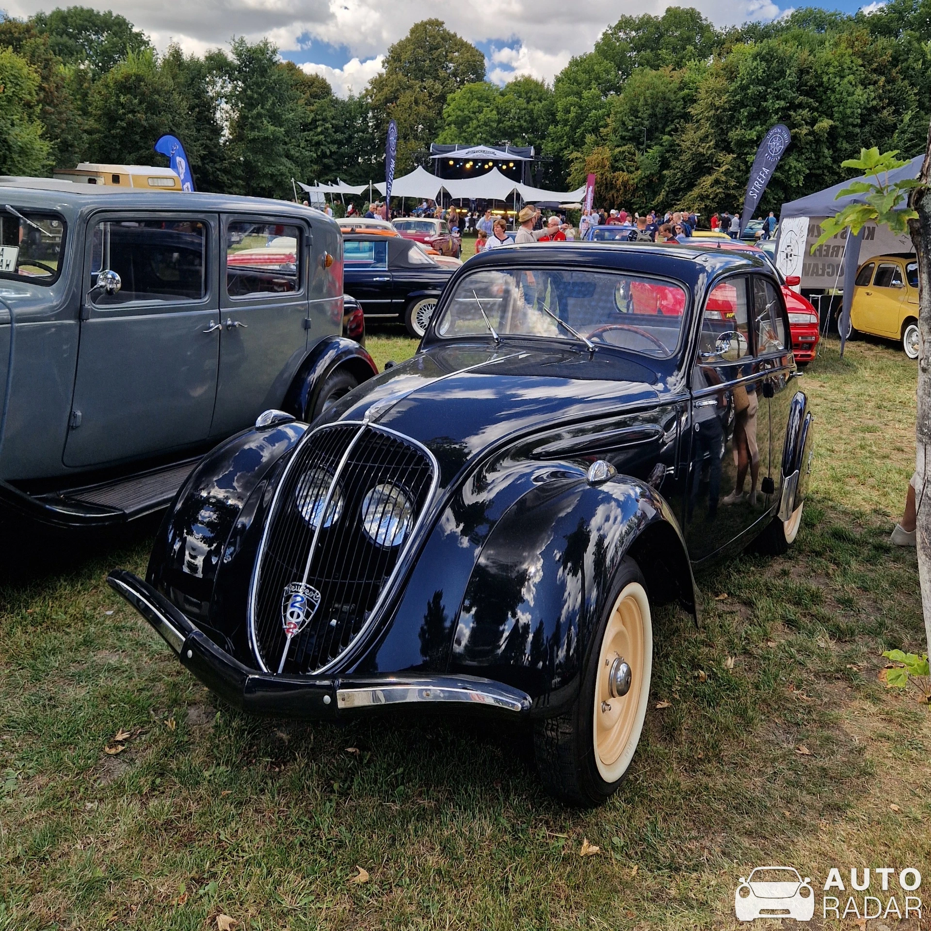 Peugeot 202 spotted in Ślęza