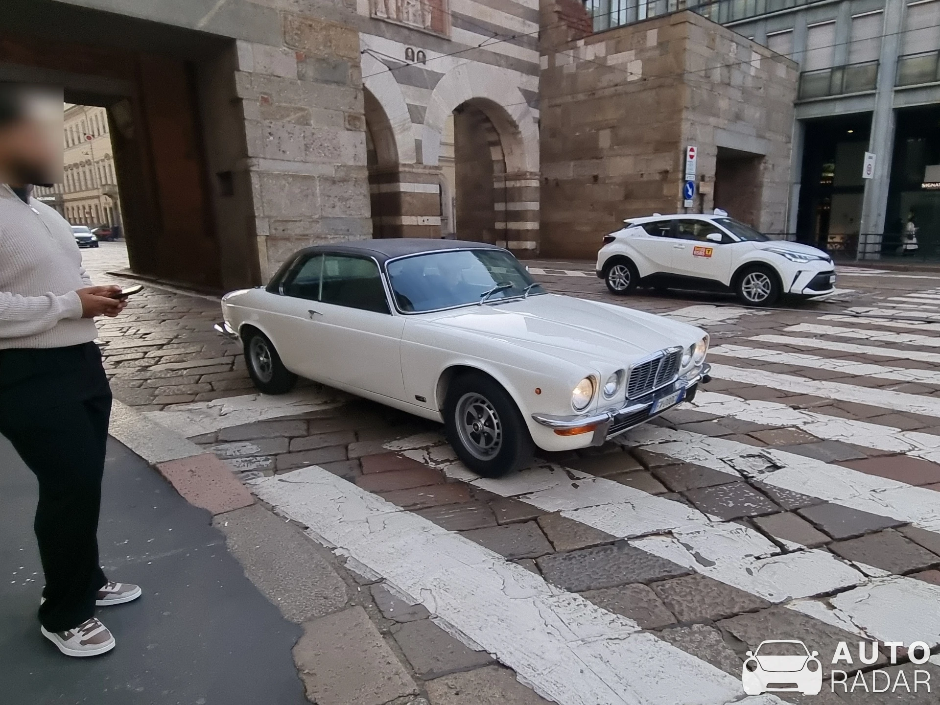 Jaguar XKR 4.2-S Convertible spotted in Milano