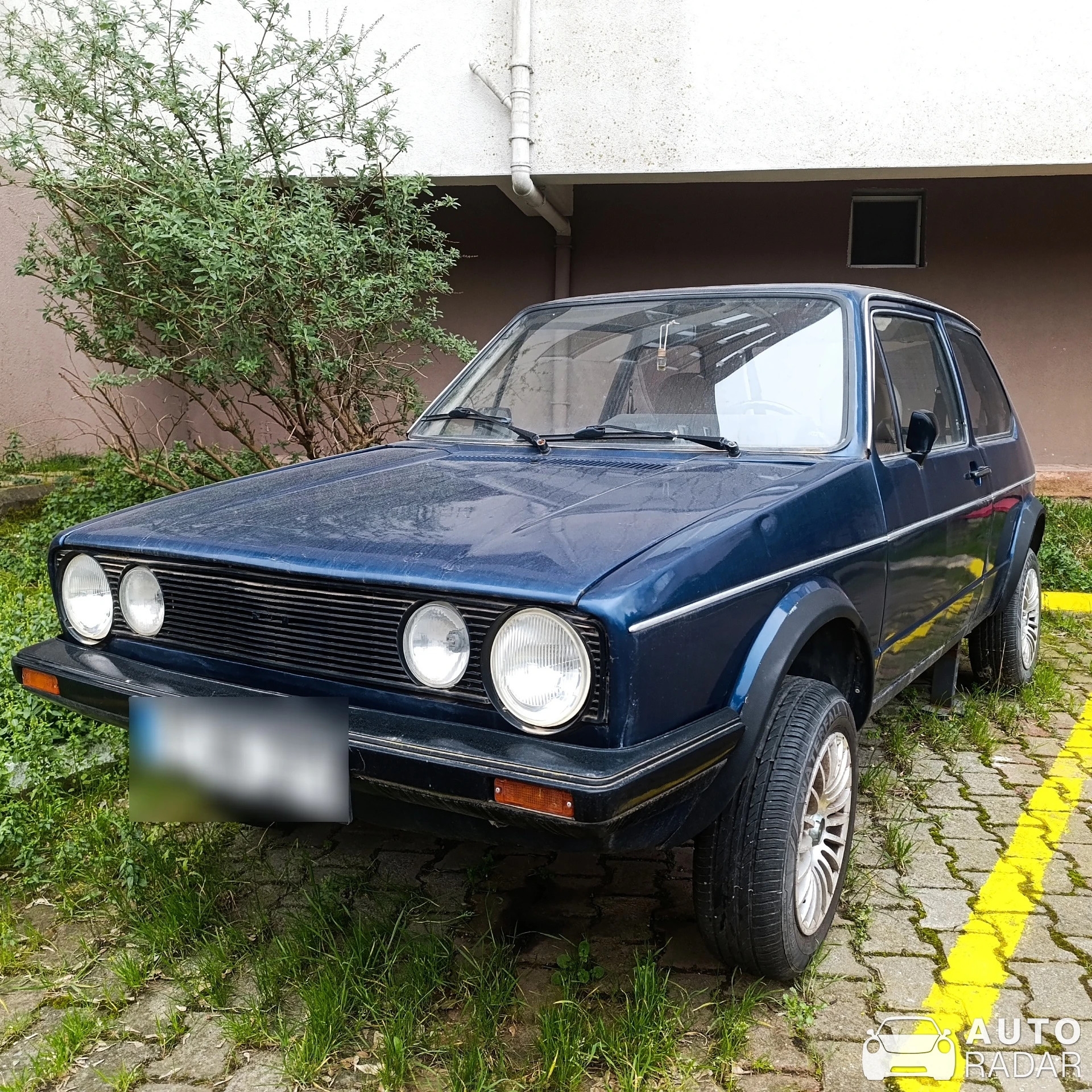 Volkswagen Golf Mk1 LX spotted in Kartal