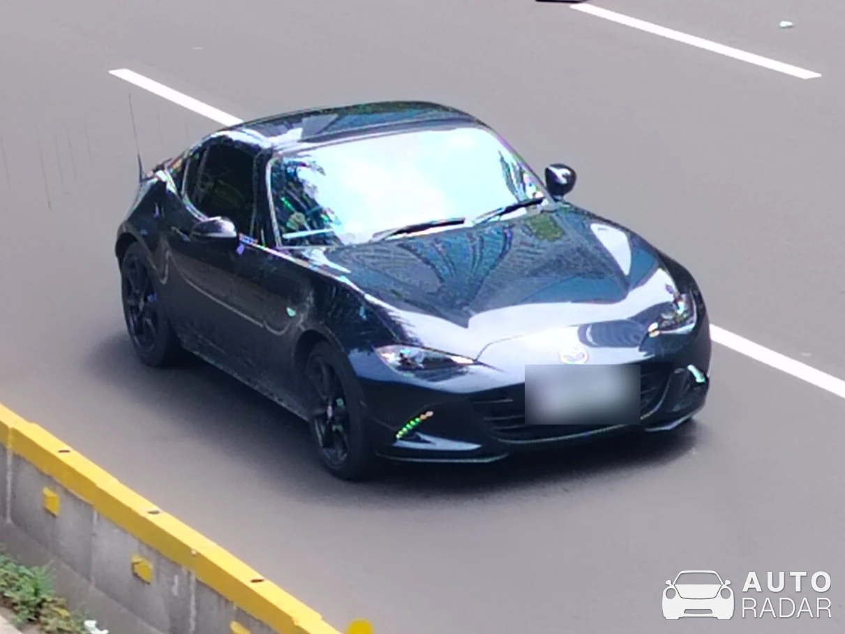Mazda MX-5 spotted in Kota Jakarta Selatan, Indonesia