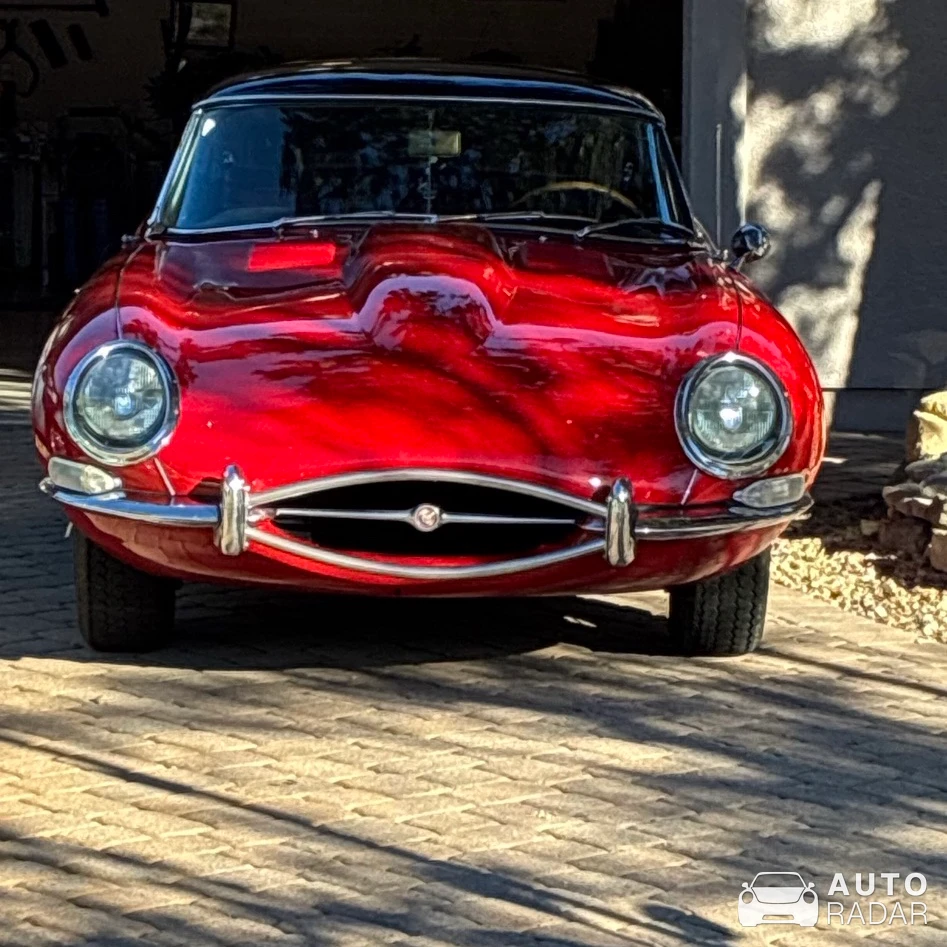 Jaguar E-Type spotted in Prescott