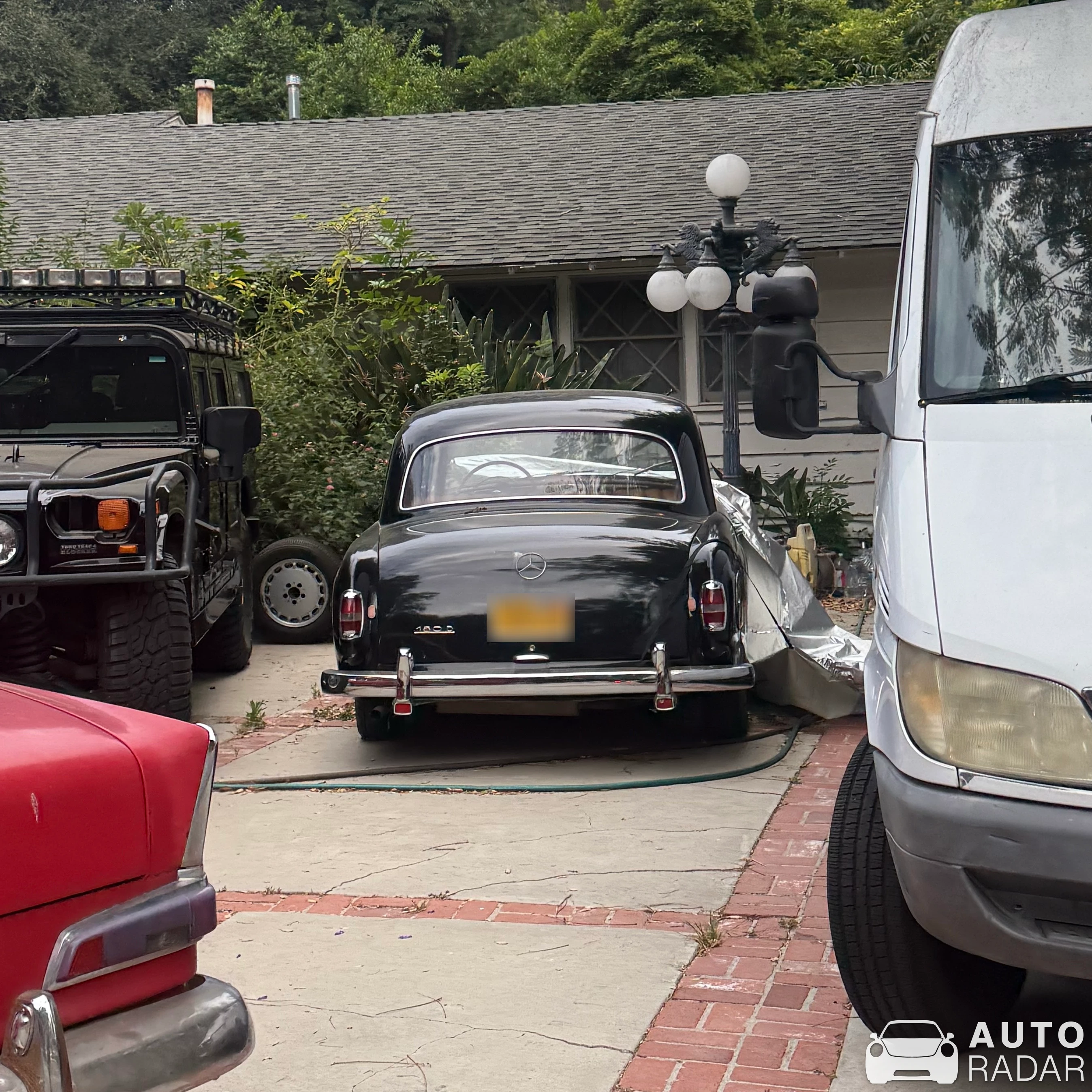 Mercedes-Benz Ponton spotted in Los Angeles