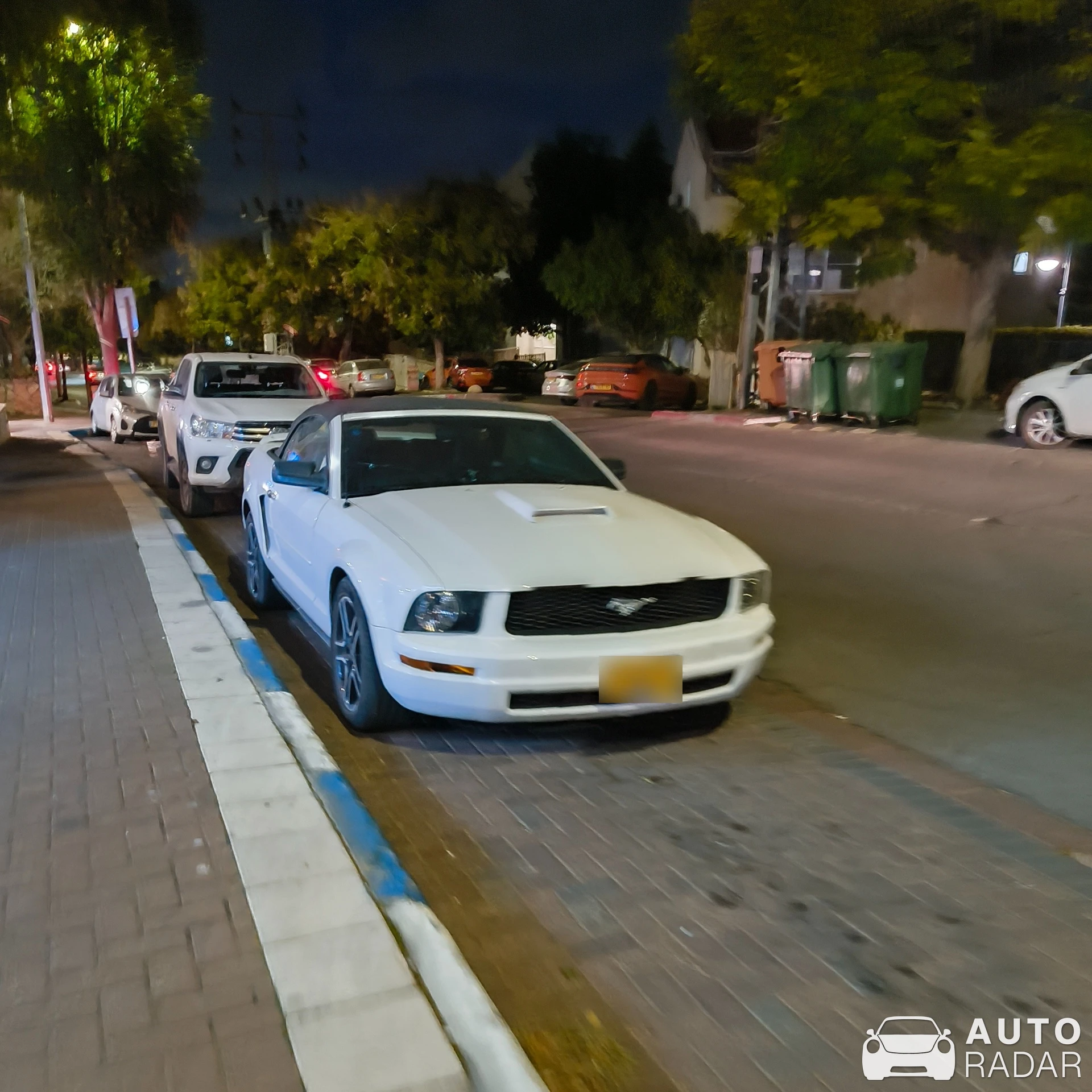 Ford Mustang Cabriolet spotted in אריאל, 
