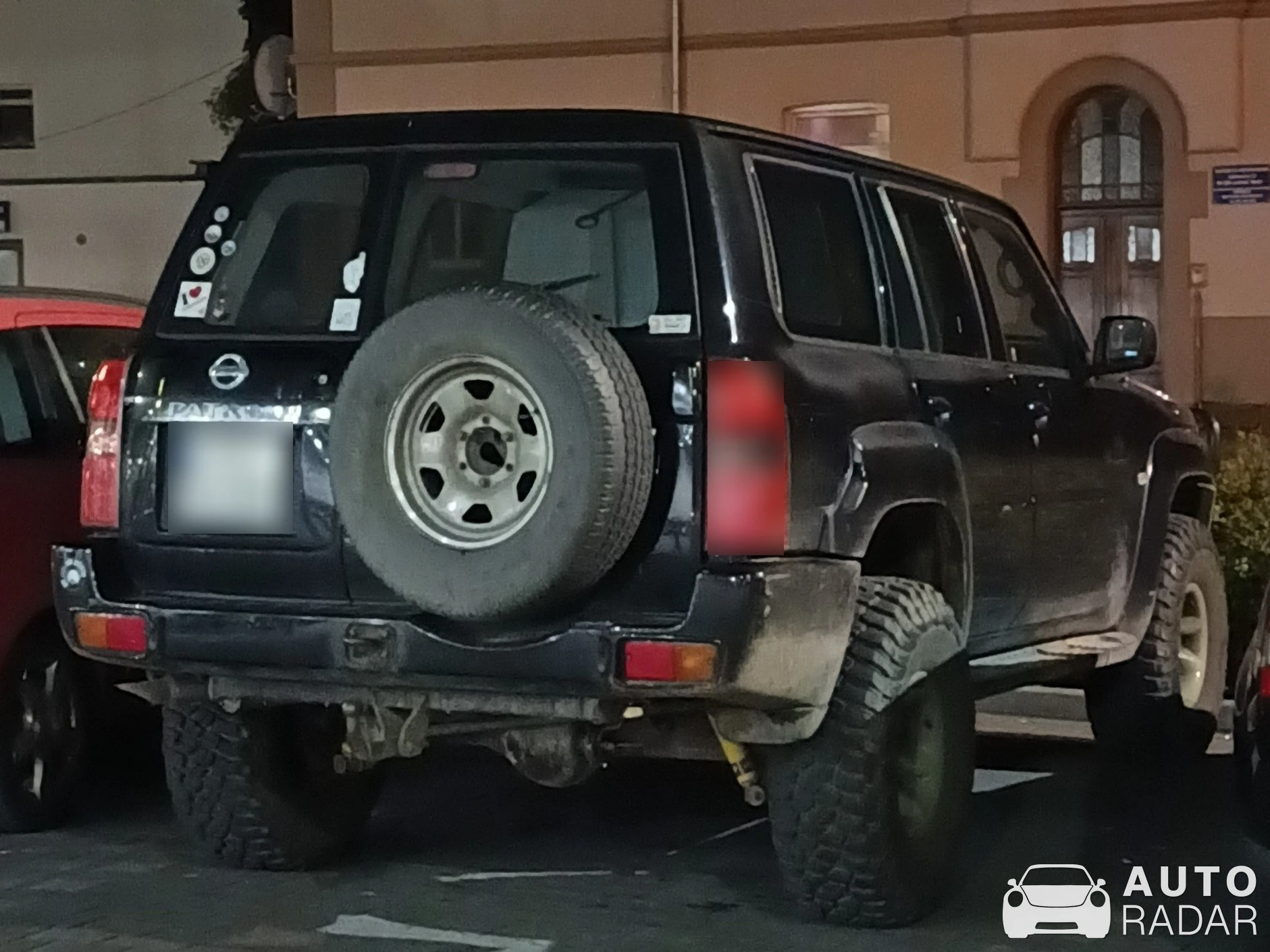 Nissan Patrol Super Safari spotted in Lwówek Śląski