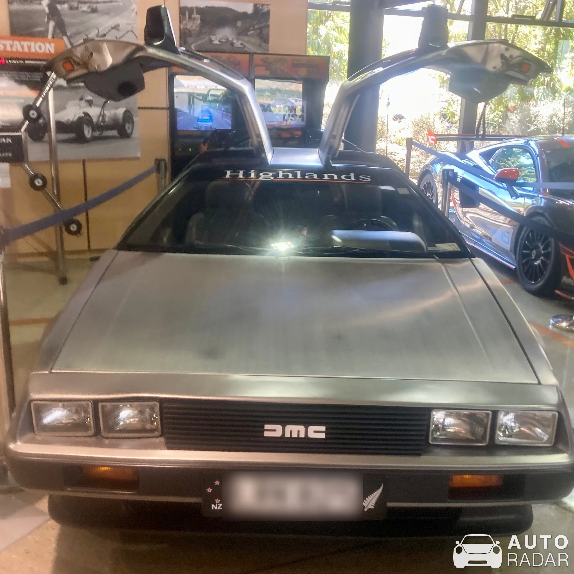 DeLorean DMC-12 spotted in Cromwell, New Zealand