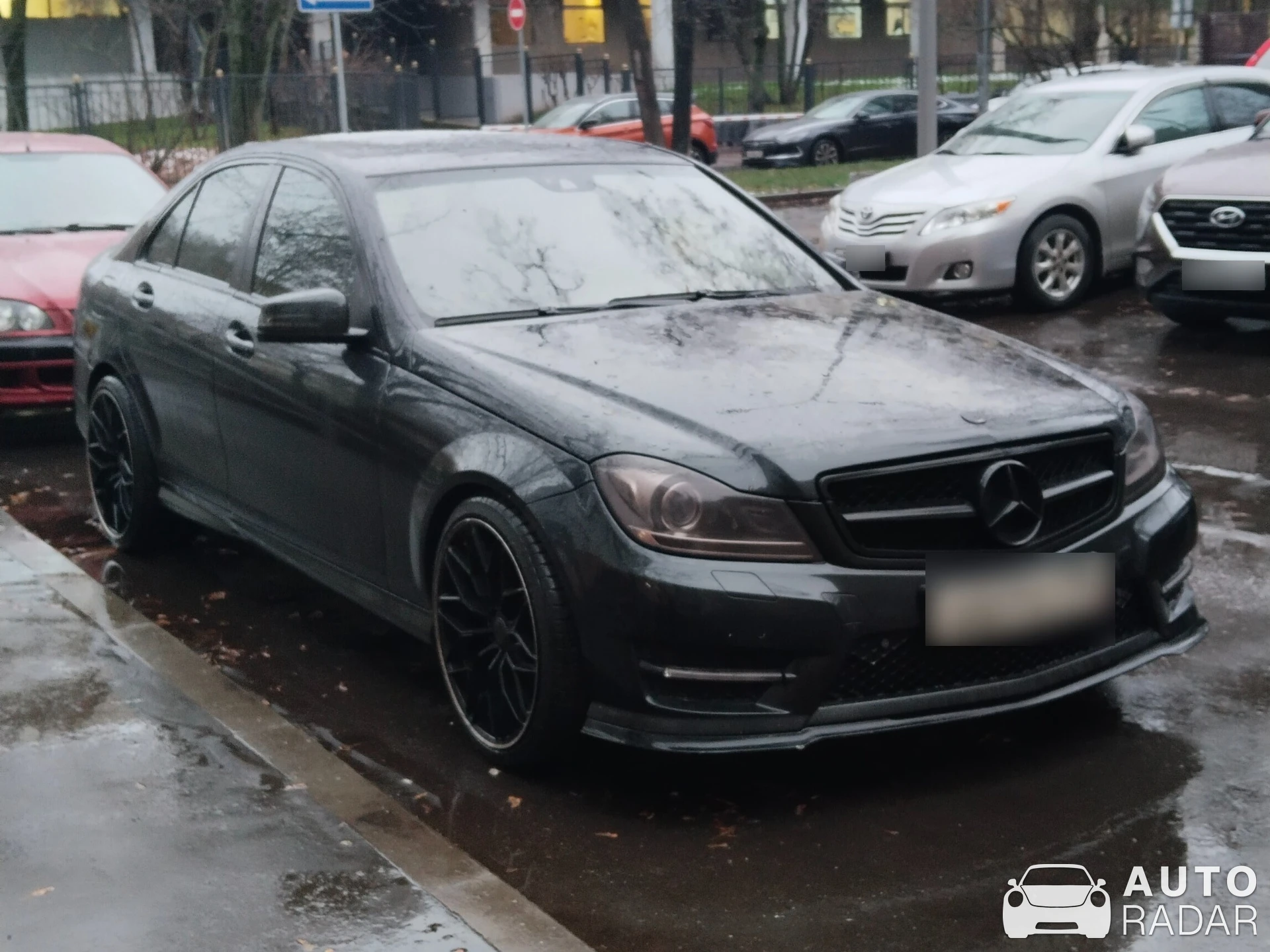 Mercedes-Benz Domanig C 63 AMG W204 spotted in Moscow